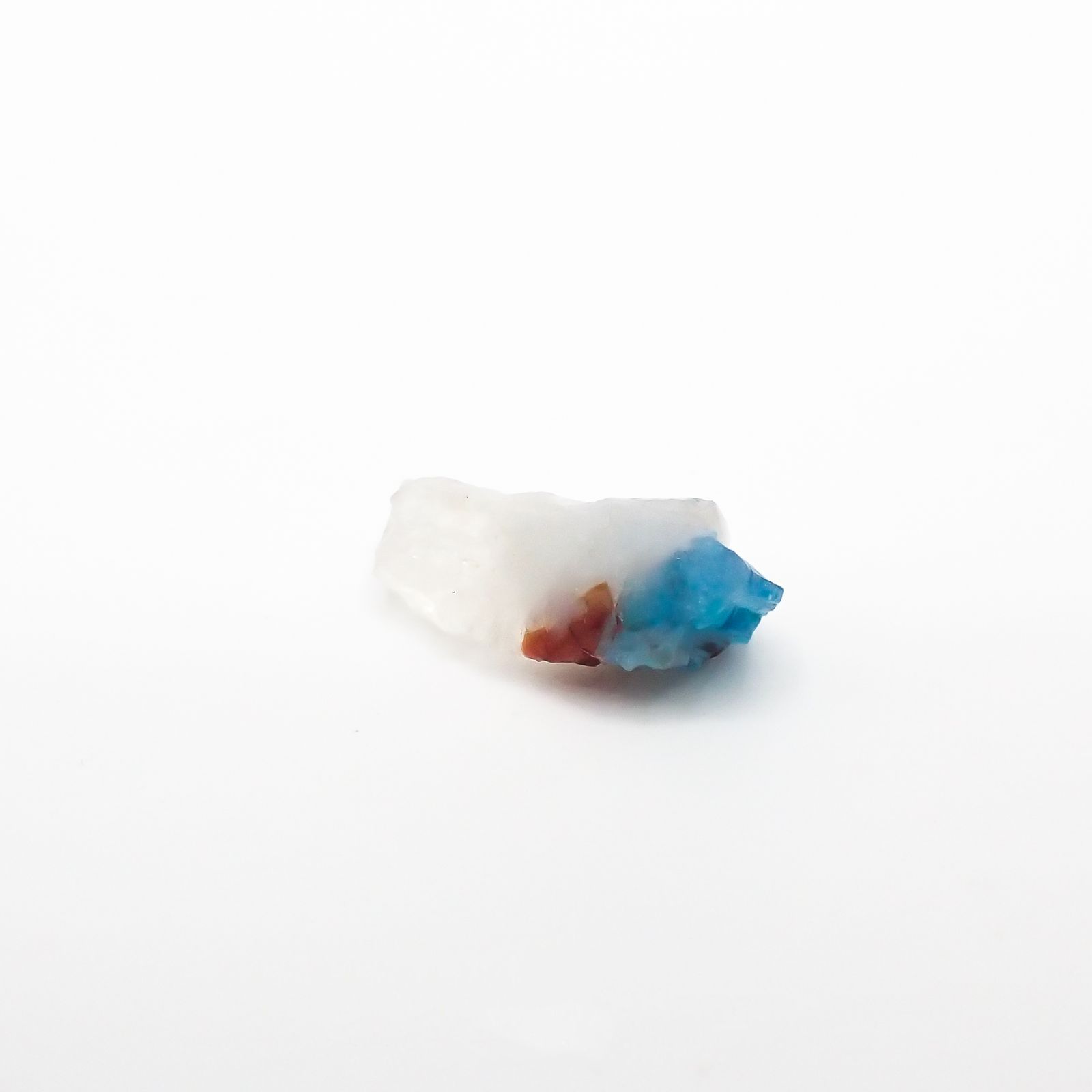 パライバトルマリンインクォーツ ブラジル・バターリャ鉱山産 原石・結晶  3.84ct[210611361]16.1×9.6mm前後