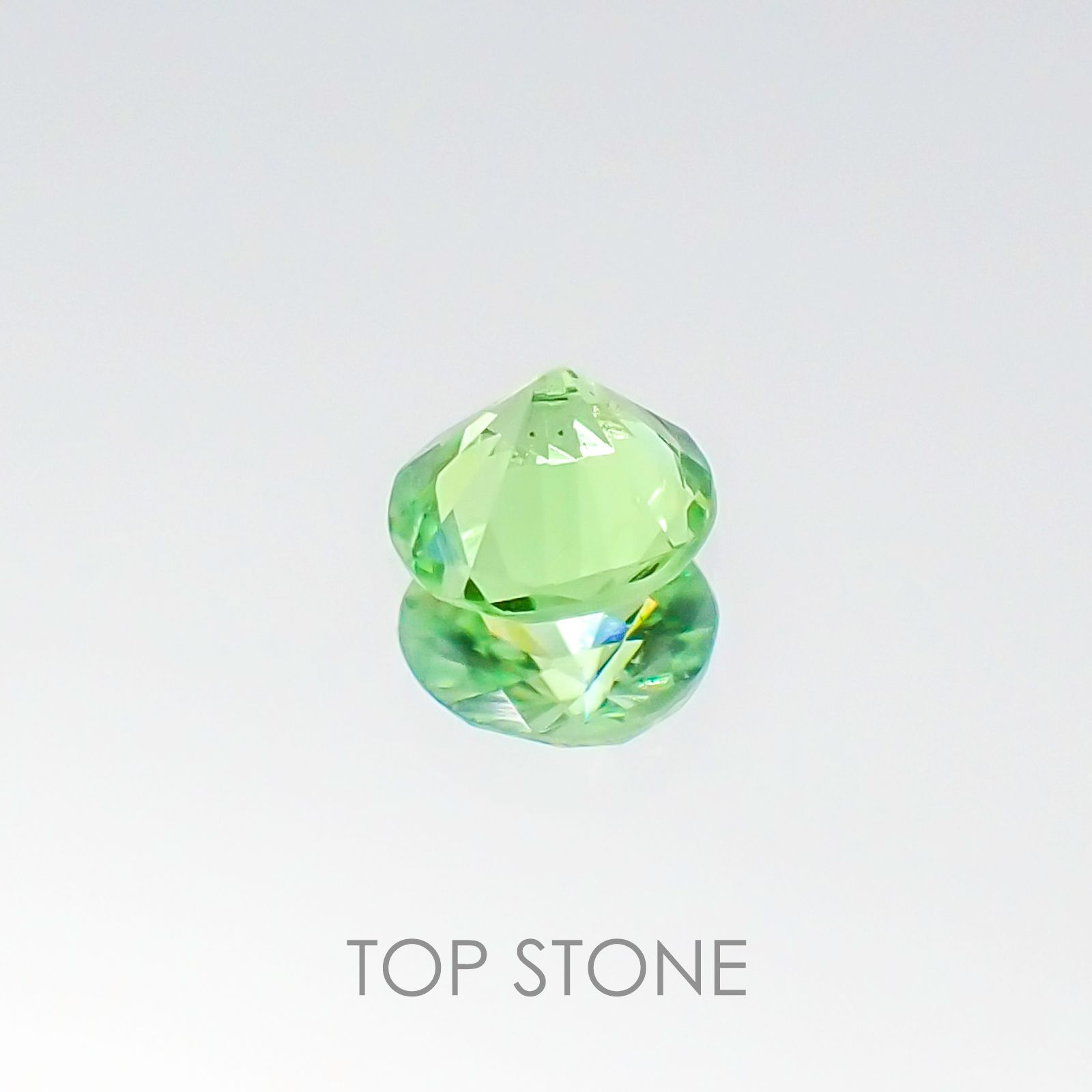 ミントガーネット ケニア産 ルース 0.2ct[20096107]3.8×3.7mm前後