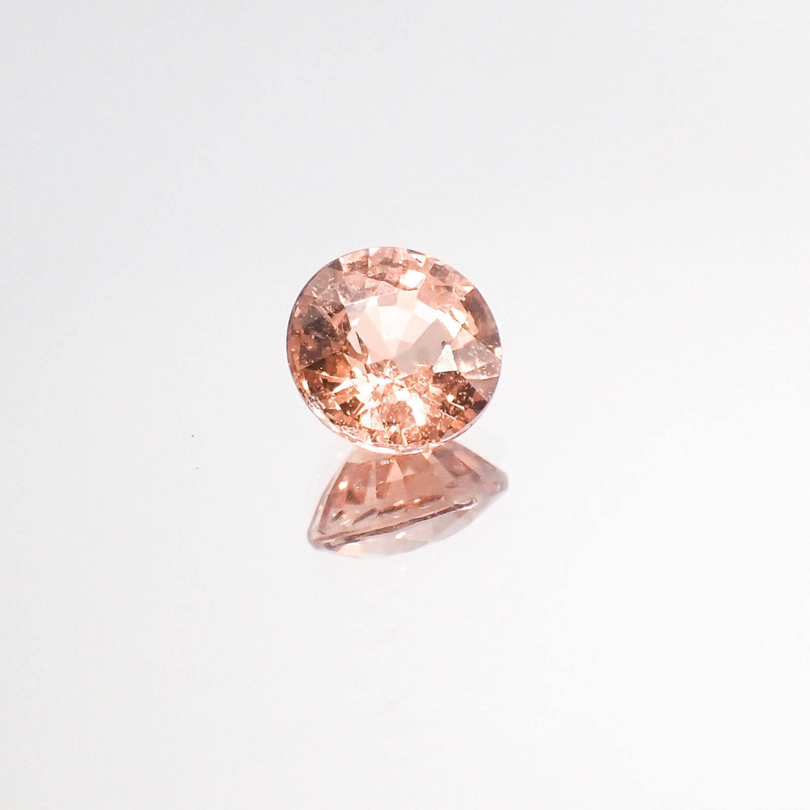 パパラチャサファイア スリランカ産 ルース 鑑別書付き 0.85ct[20062894]5.6×5.6mm前後