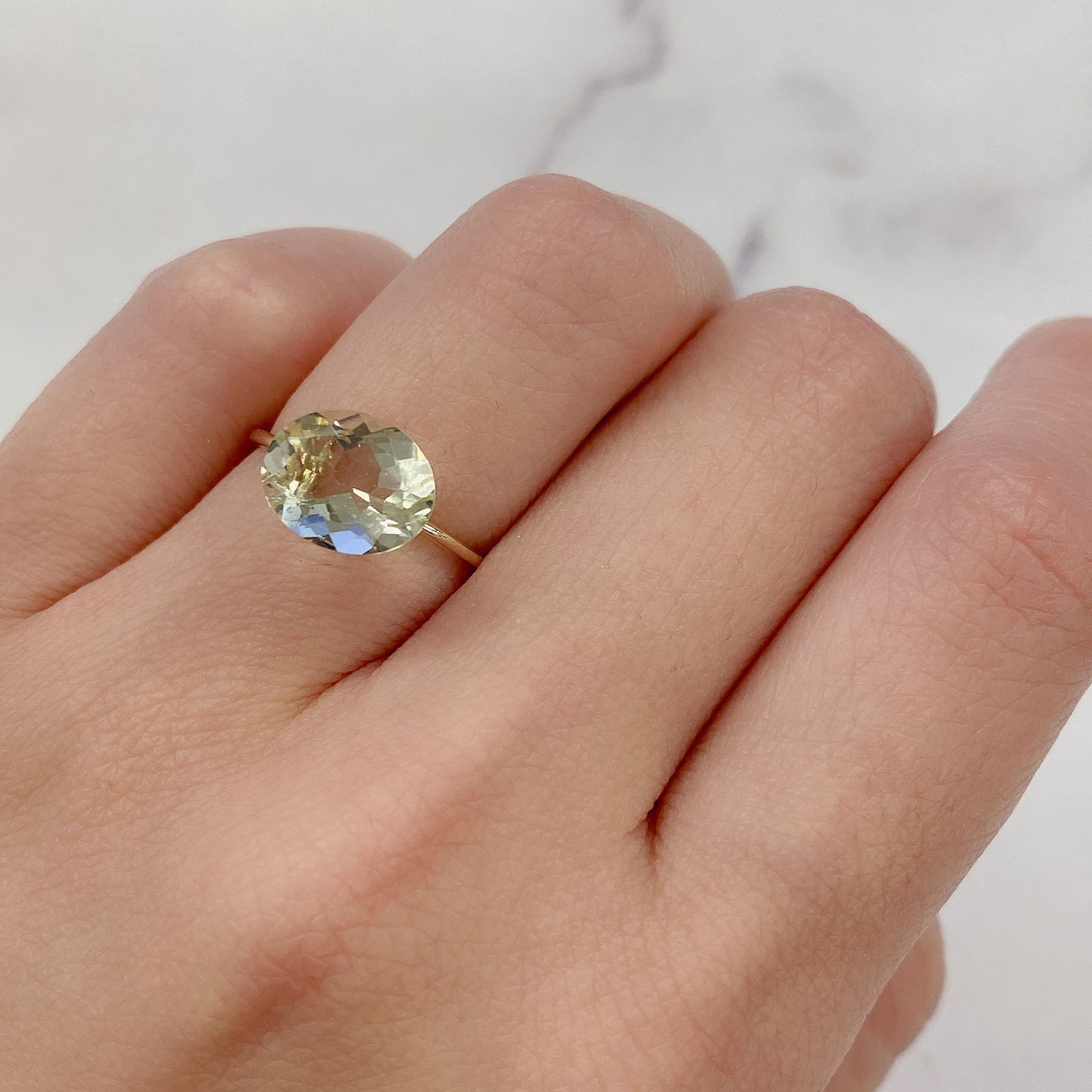 リビアングラス(宝石名インパクトガラス(衝撃溶融ガラス))エジプト・リビア砂漠産 1.94ct 識別済[211213786]10.1x8mm前後