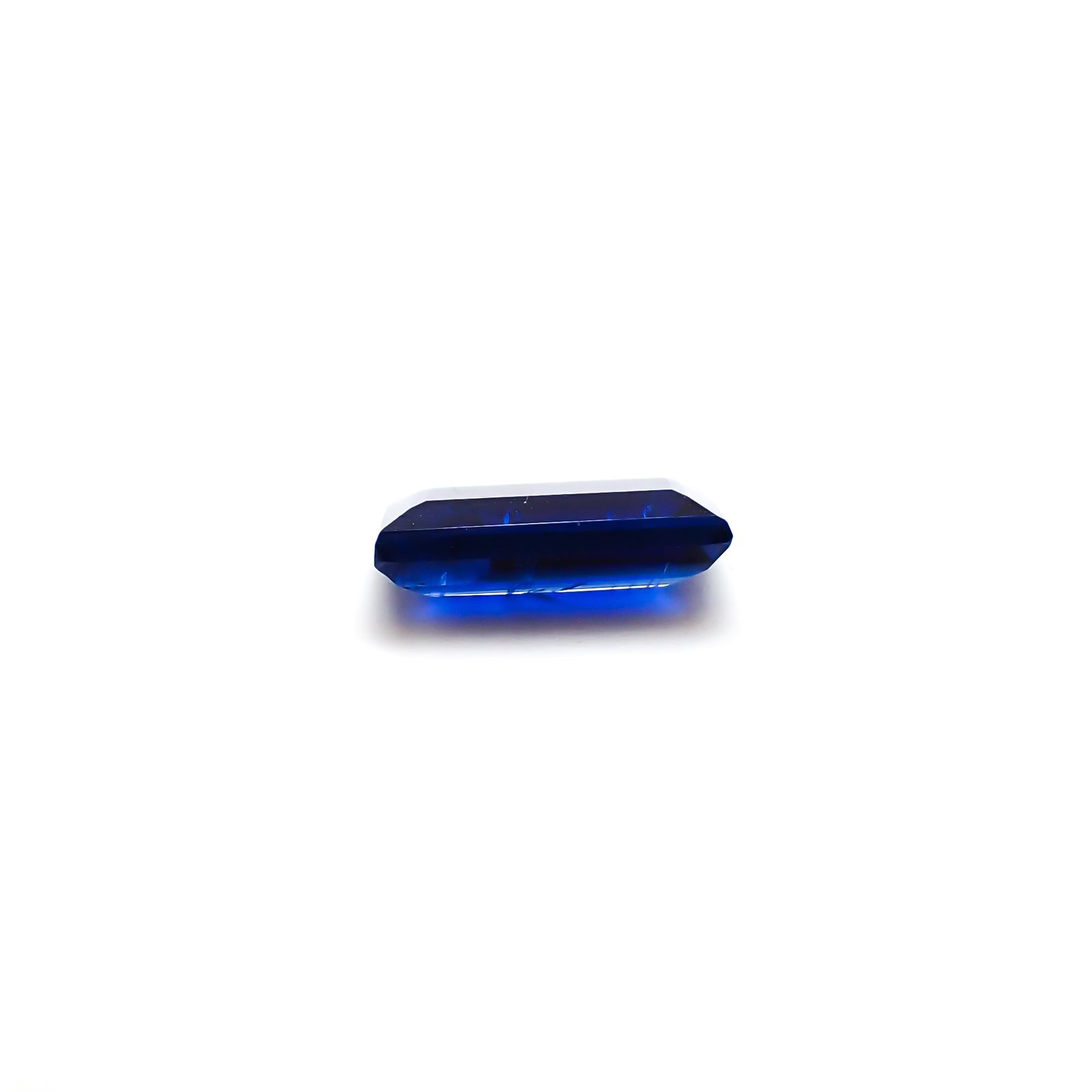 カイヤナイト ネパール産 1.82ct / 9.9x5mm前後 [260532278]