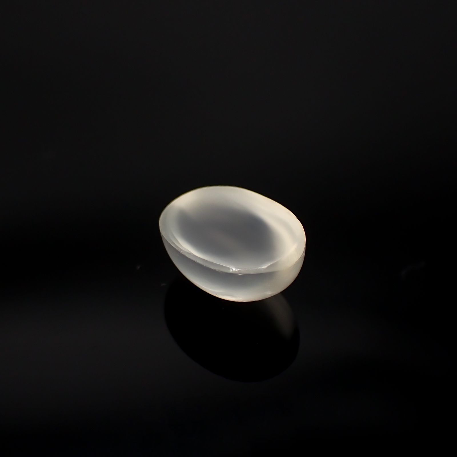 ムーンストーンキャッツアイ(宝石名ムーンストーン・キャッツアイ) インド産 1.37ct 識別済[210611343]7.9×5.7mm前後