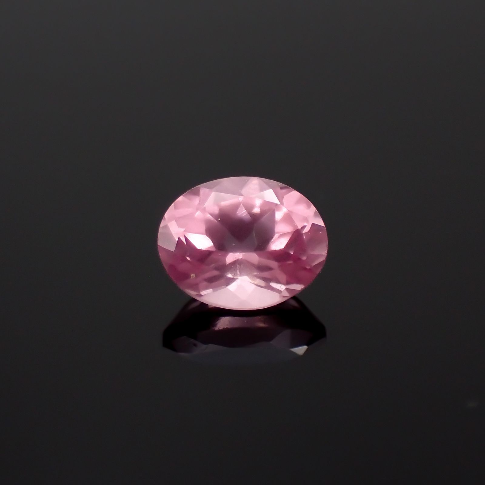シルキーピンクスピネル タンザニア産 0.44ct [230421570]4.9x4mm前後