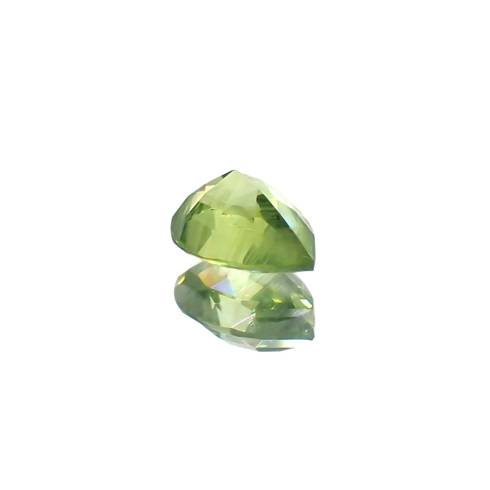 デマントイドガーネット ロシア産 0.28ct[220917677]4.5x3.4mm前後