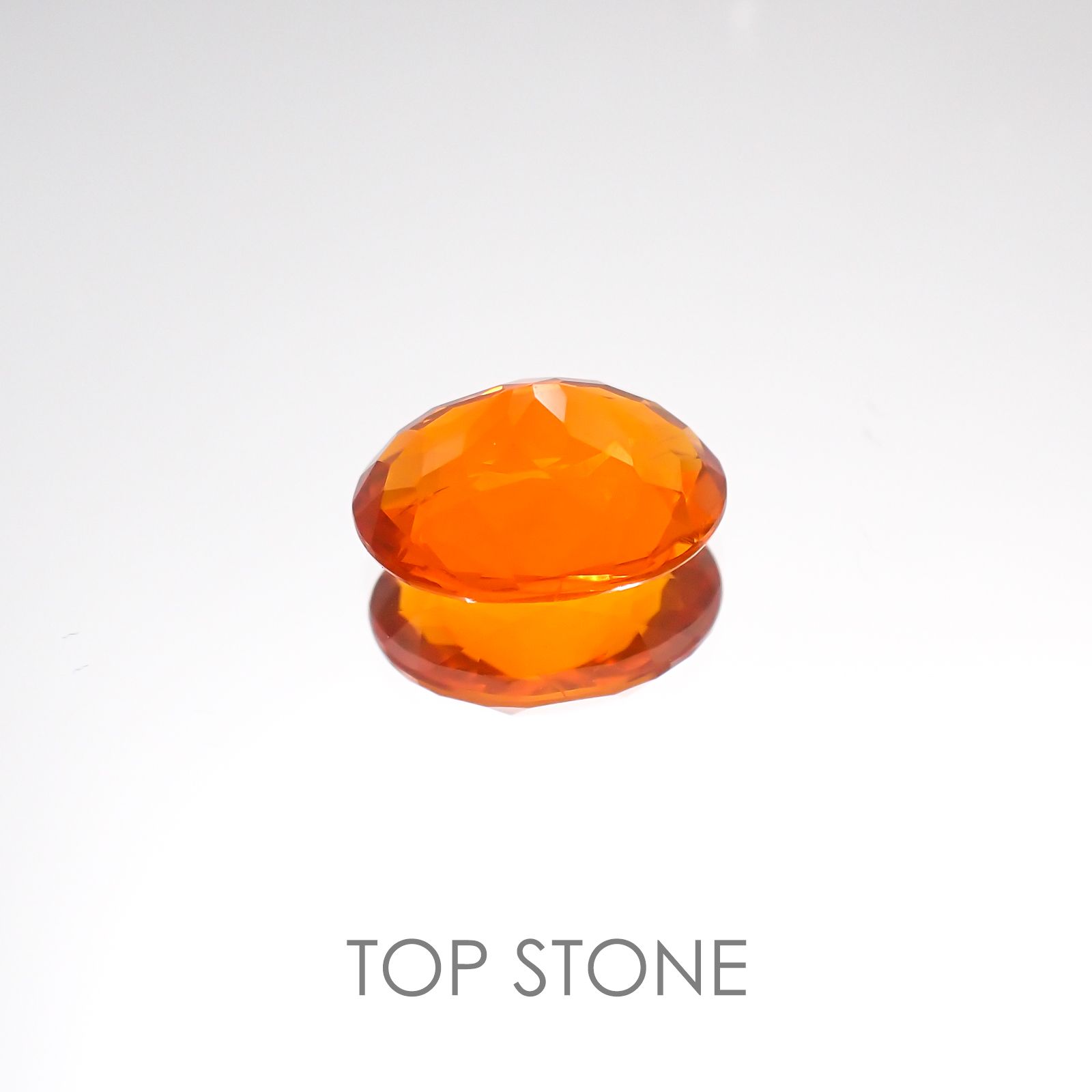ファイヤーオパール(宝石名ファイヤー・オパール) メキシコ産 1.56ct 識別済[20117524]9.8×7.6mm前後