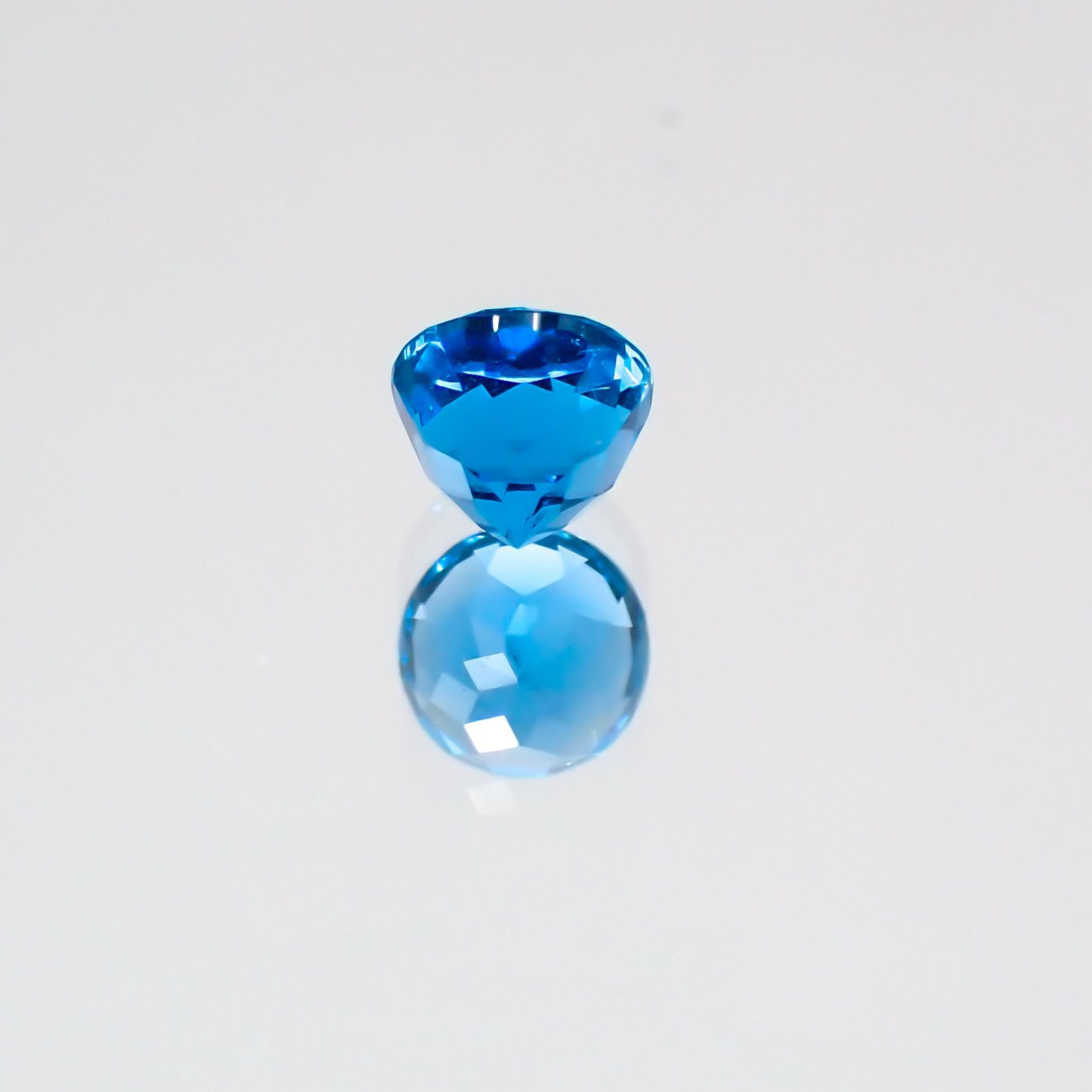アウイナイト ドイツ産 ルース 0.17ct[210210035]3.3×3.3mm前後