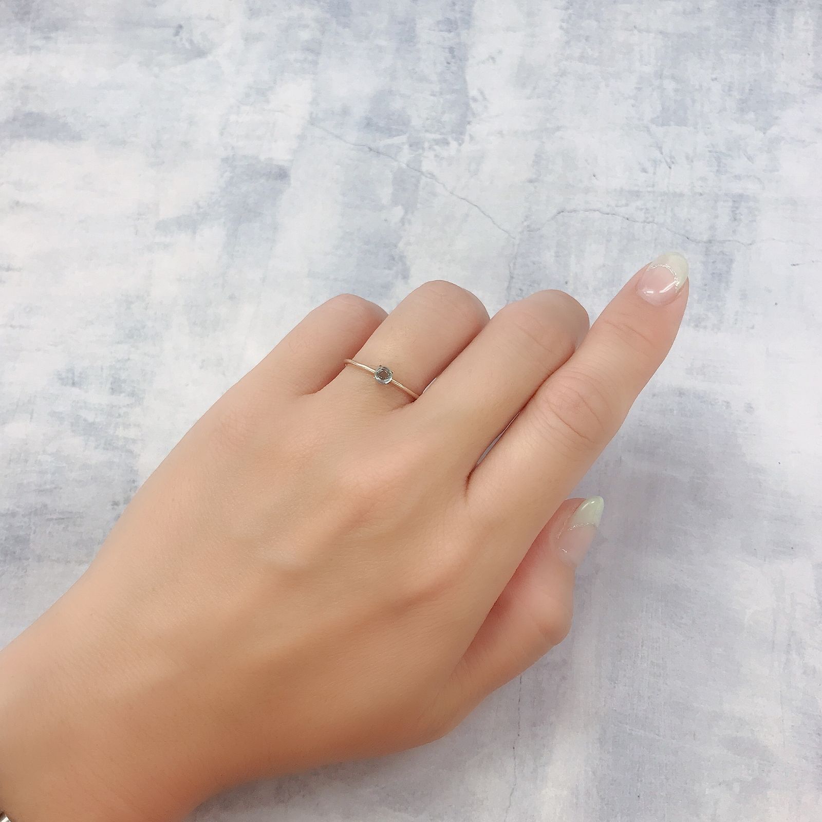 ブルーコーネルピン(宝石名コーネルピン)タンザニア産 0.21ct 識別済[220817351]3.6x3.5mm前後