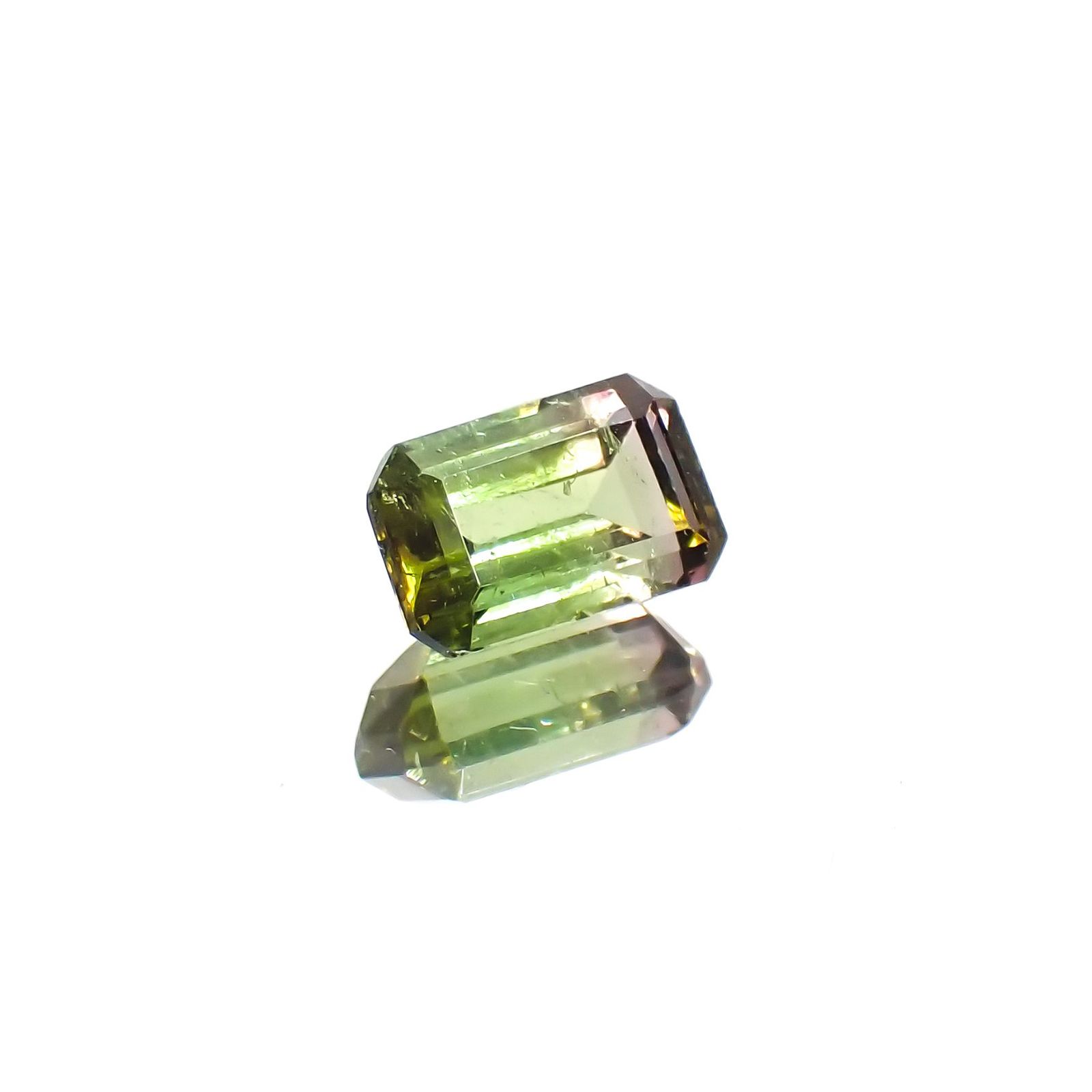 バイカラートルマリン コンゴ民主共和国産 0.89ct[230220542]6.6x4.2mm前後