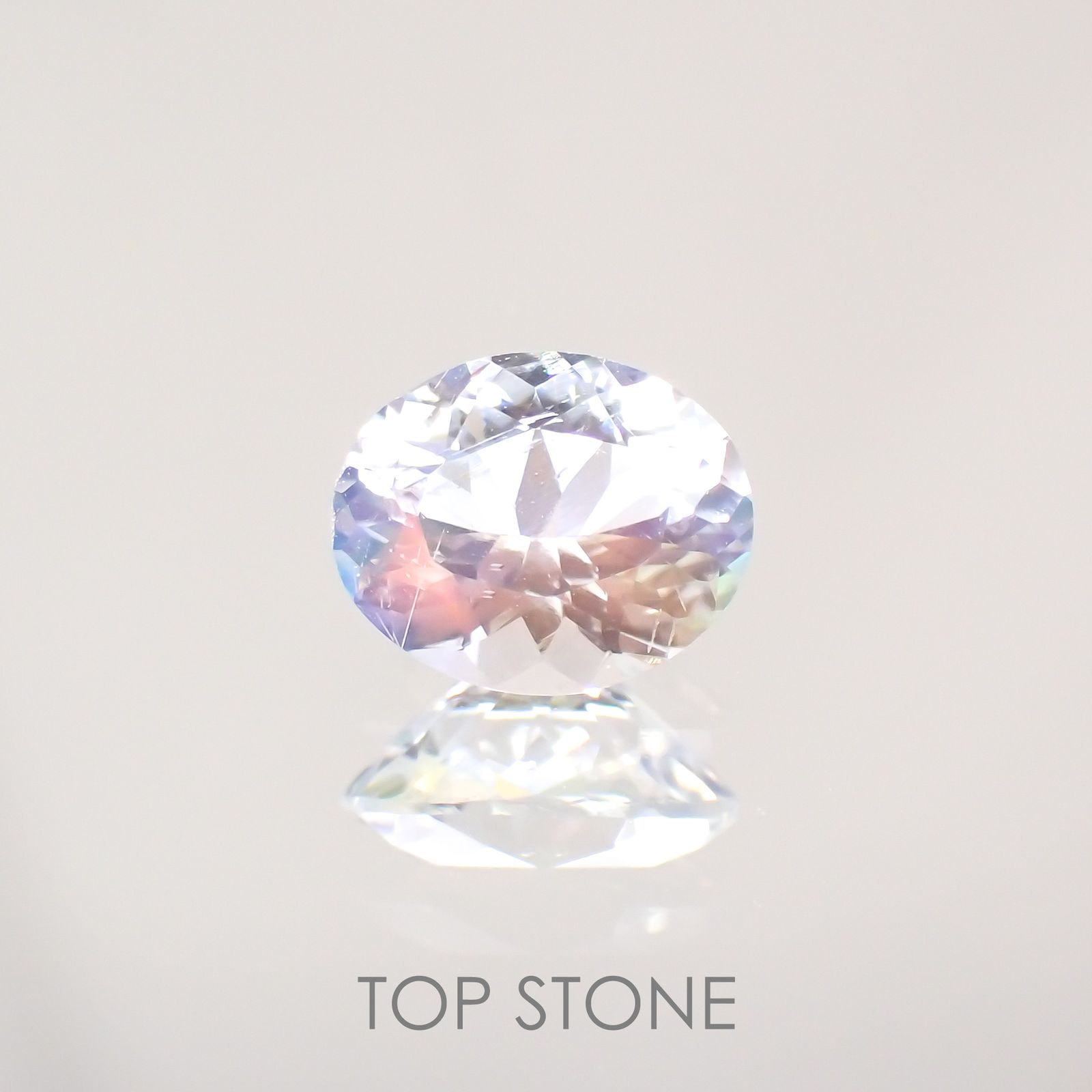 レインボームーンストーン(宝石名ラブラドライト)マダガスカル産 0.53ct 識別済[211113747]6.1x5mm前後