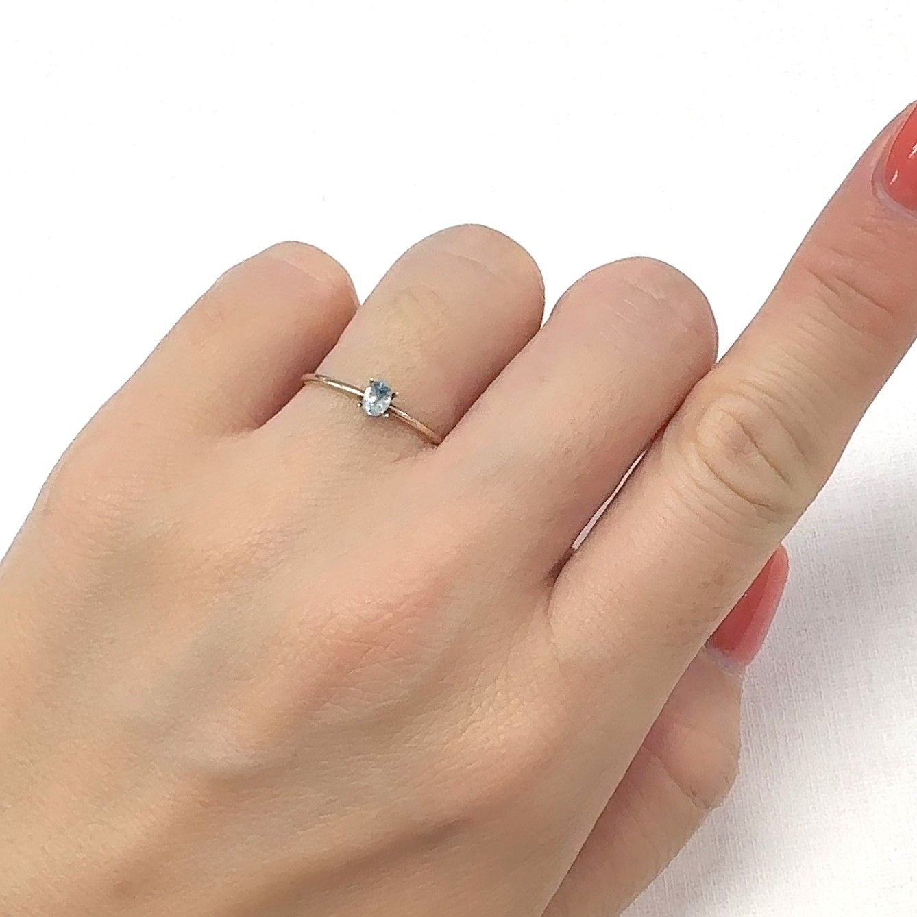 ユークレース(宝石名ユークレース)ジンバブエ産 0.14ct 識別済[241029231]3.8x2.9mm前後
