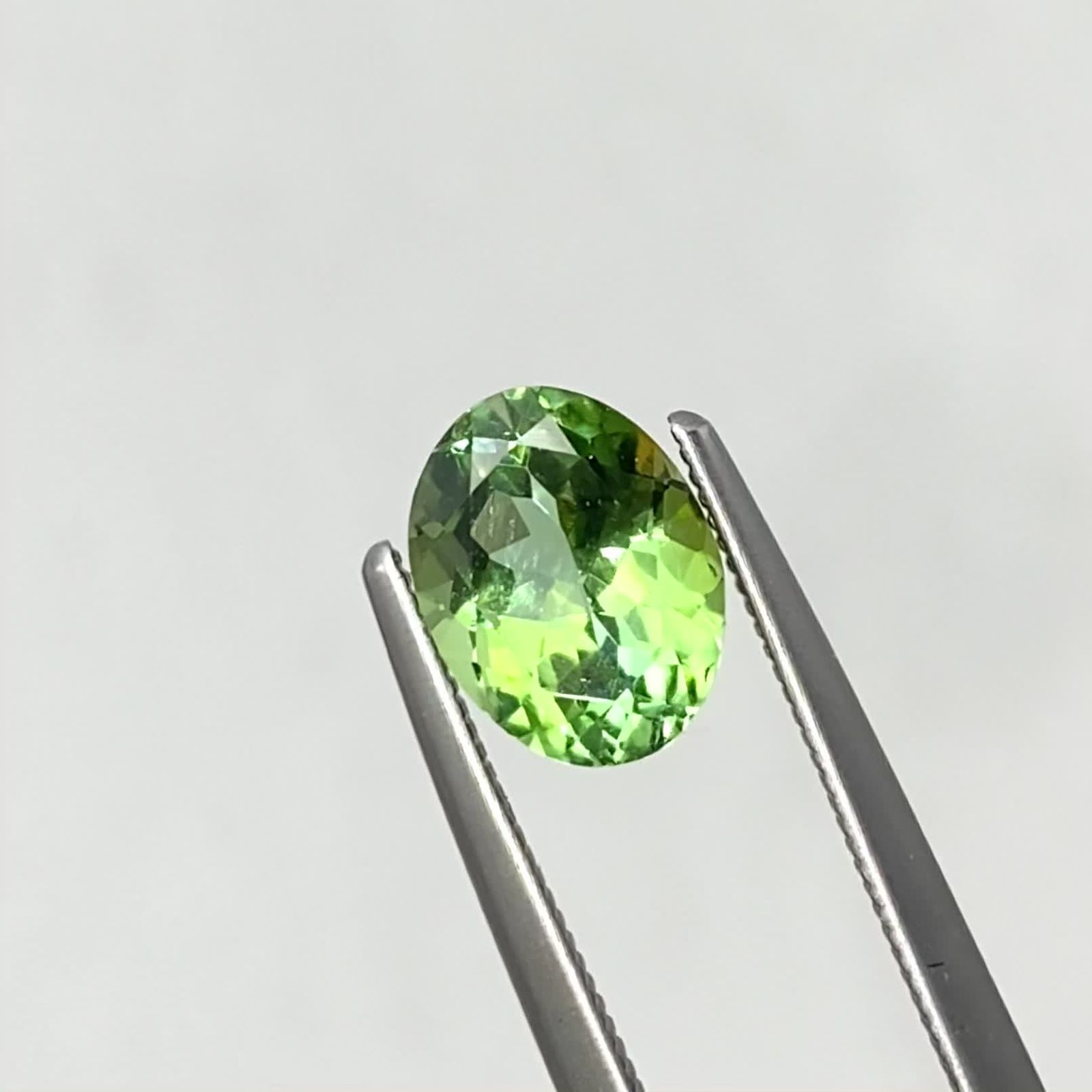 モンゴル 緑石 緑水晶 706(キャビネット) 内モンゴル自治区 - 鉱物標本・隕石標本販売