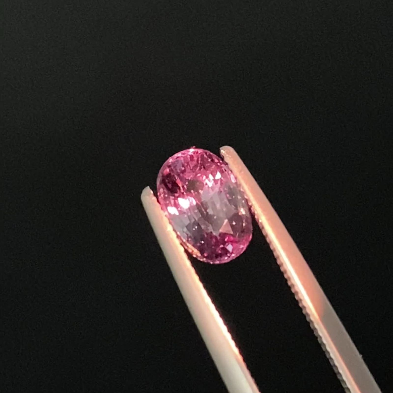 ベキリーブルーガーネット　カラーチェンジ　ベキリー　0.21ct ベキリーブルーガーネット（ベキリー産）商品一覧 | 宝石ルースの専門