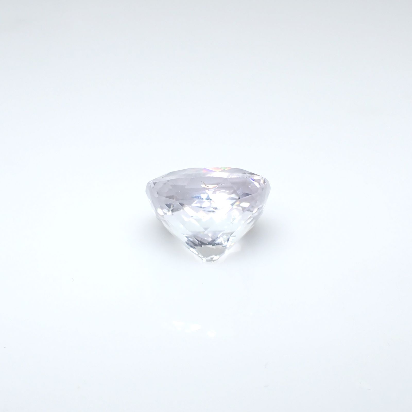 ブルースポジュミン フルオレッセンス(宝石名スポジュミン)アフガニスタン産 13.56ct ソ付(彩珠)[221018695]14x13.7mm前後