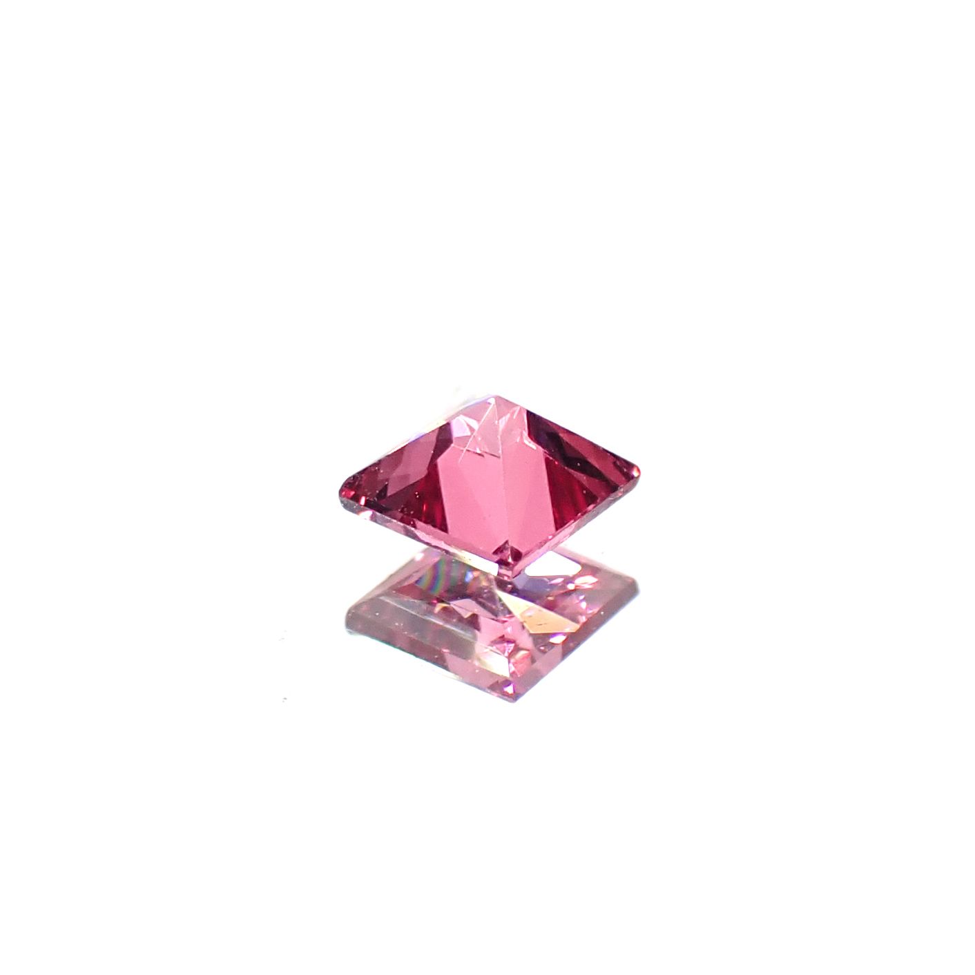 ◇プリンセスカット◇ホットピンクスピネル(宝石名ピンク・スピネル)タンザニア産 0.16ct 識別済[240828601]3x3mm前後