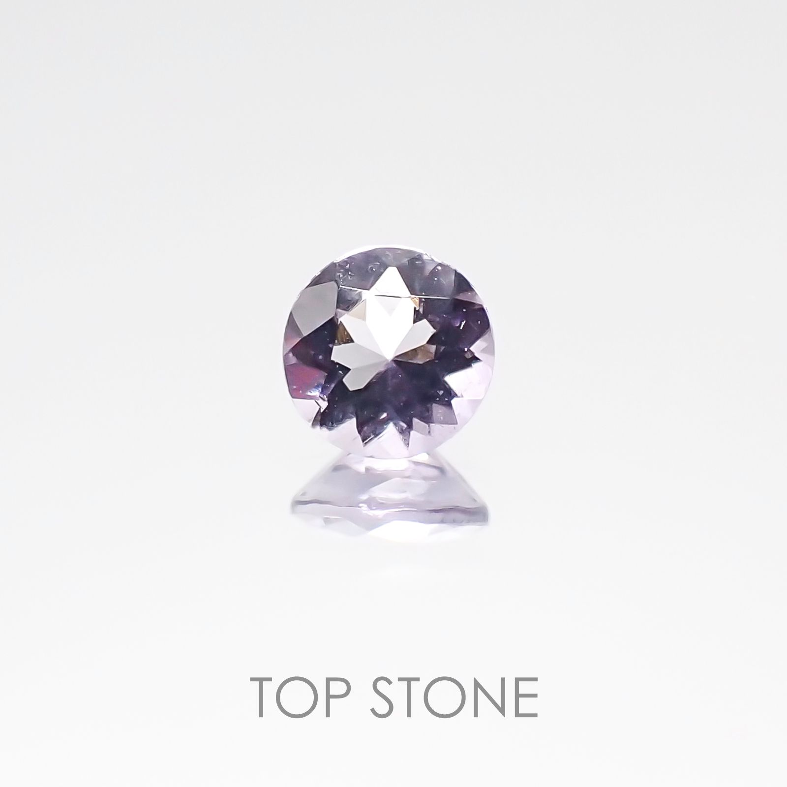 マリアライト(宝石名パープル・スキャポライト) スリランカ産 0.19ct 識別済[20106661]3.9×3.9mm前後