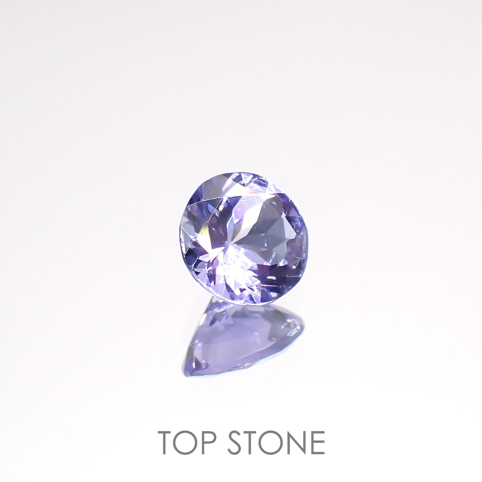 タンザナイト(宝石名タンザナイト)タンザニア産 0.70ct 識別済[220516041]5.9x5.8mm前後