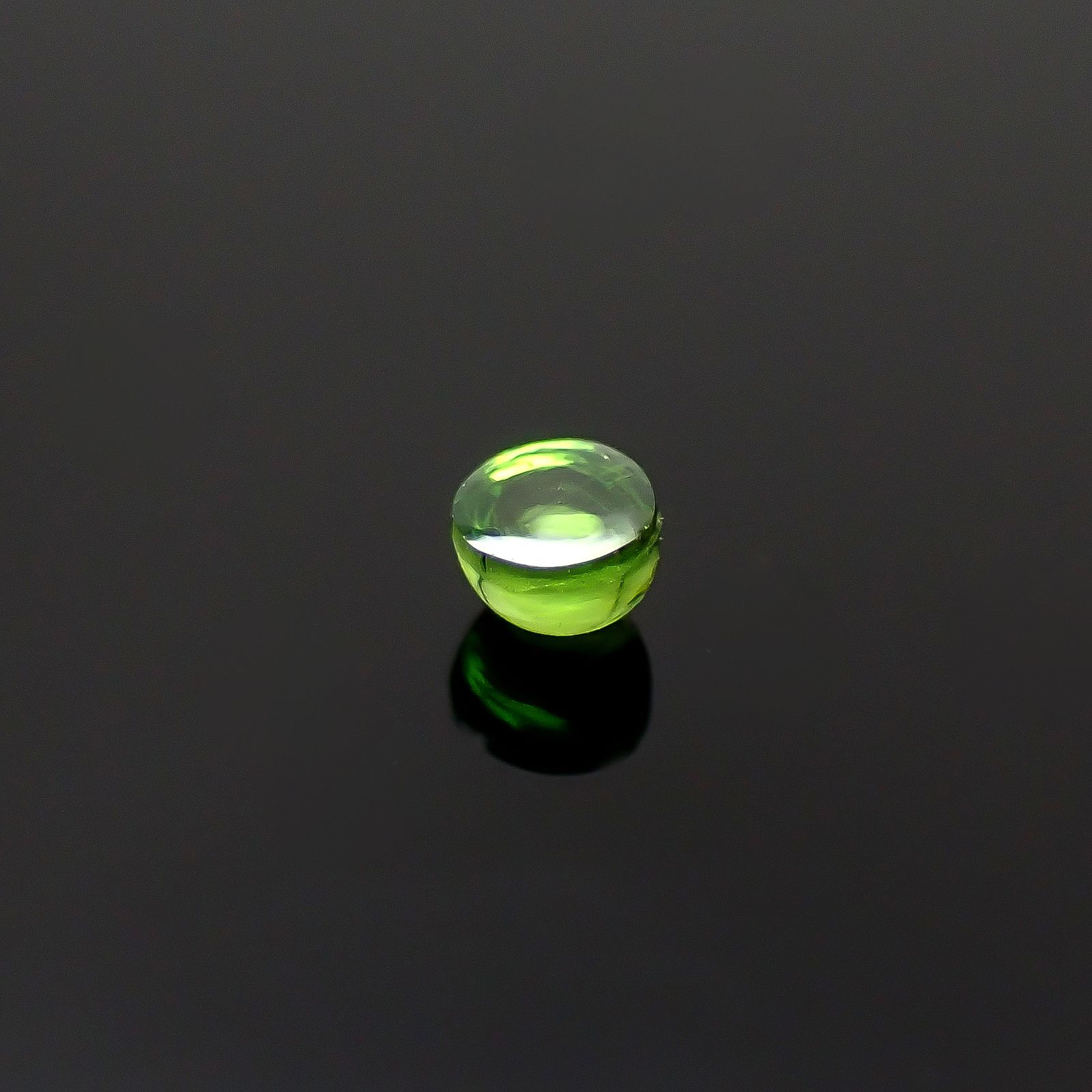デマントイドガーネット ロシア産 0.064ct[240628255]2.1x2.1mm前後