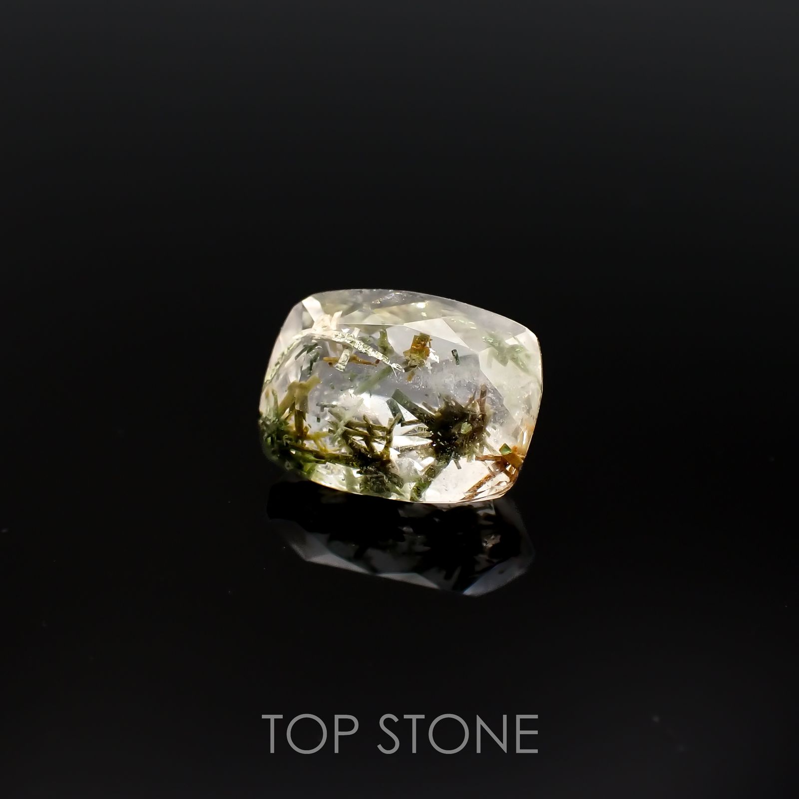 ヘデンベルジャイトインクォーツ インドネシア産 2.53ct[220917826]9.5x7.1mm前後