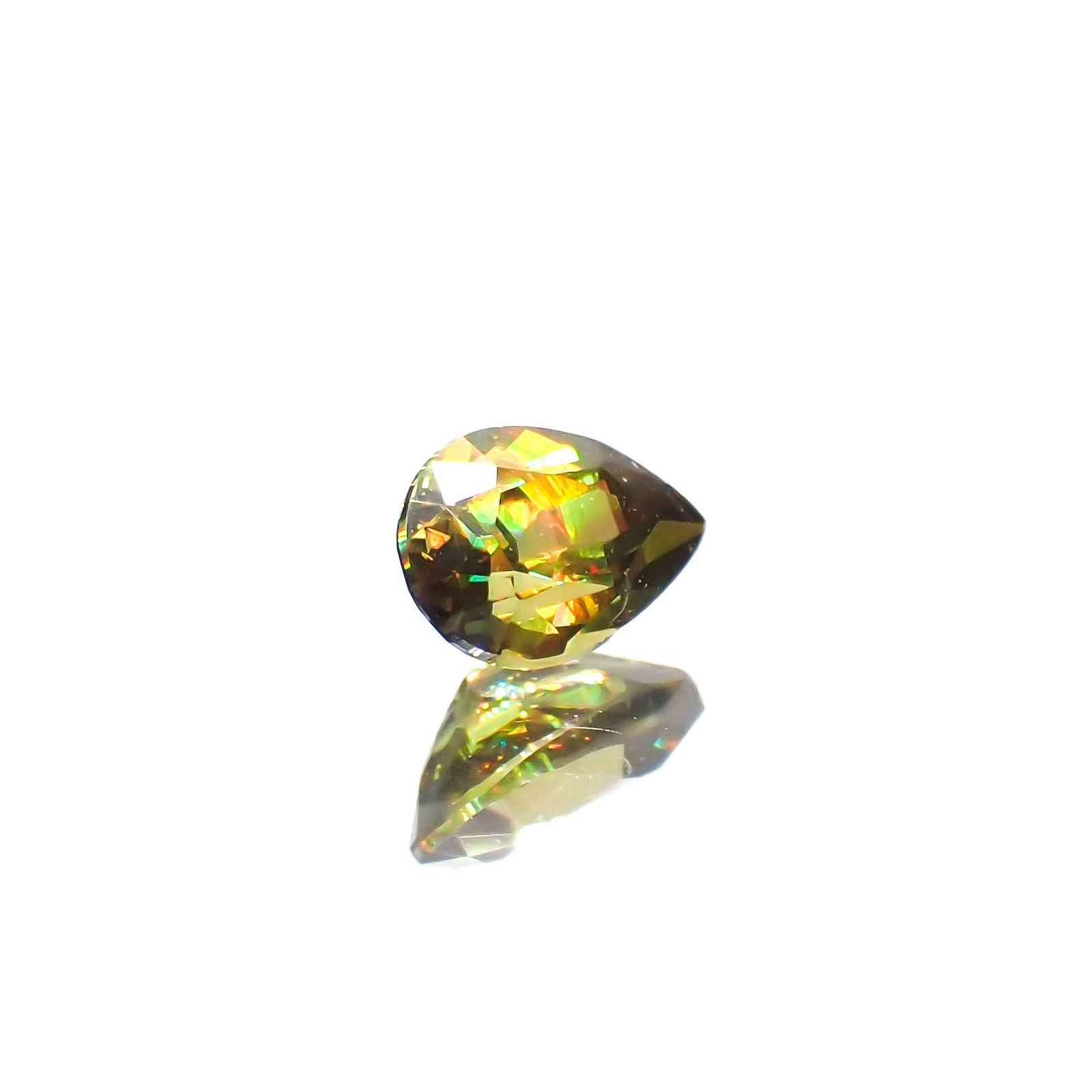 カラーチェンジスフェーン パキスタン産 0.27ct[230522191]4.7x3.2mm前後
