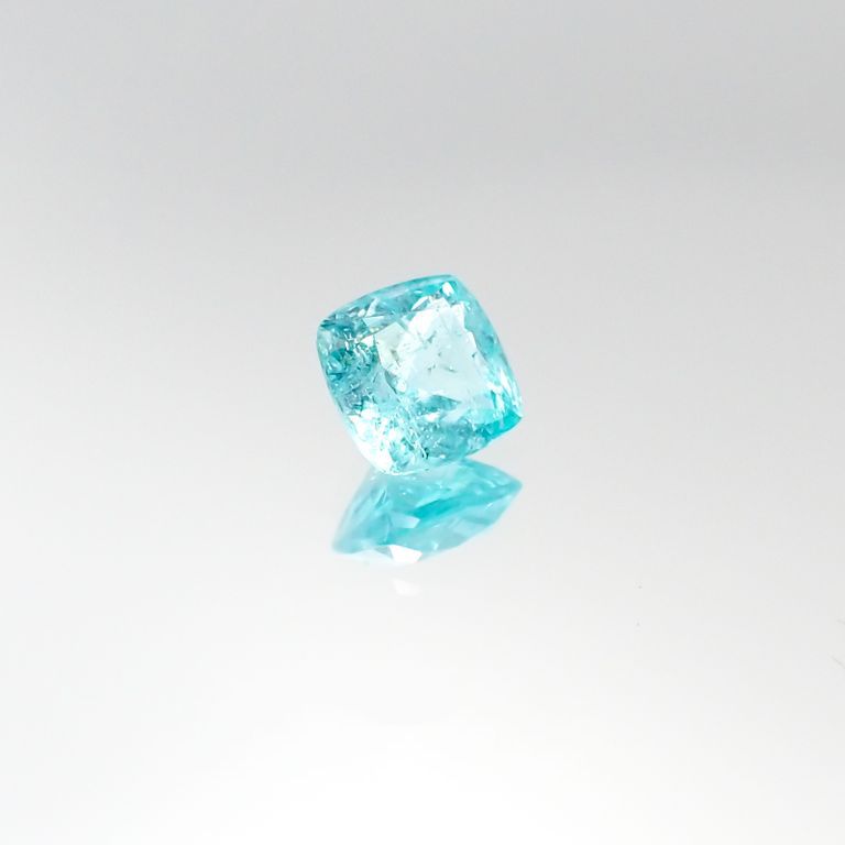 パライバトルマリン(宝石名トルマリン/別名パライバ・トルマリン) ブラジル産 0.436ct ソ付(宝貴協)[20095312]4.5×4.5mm前後