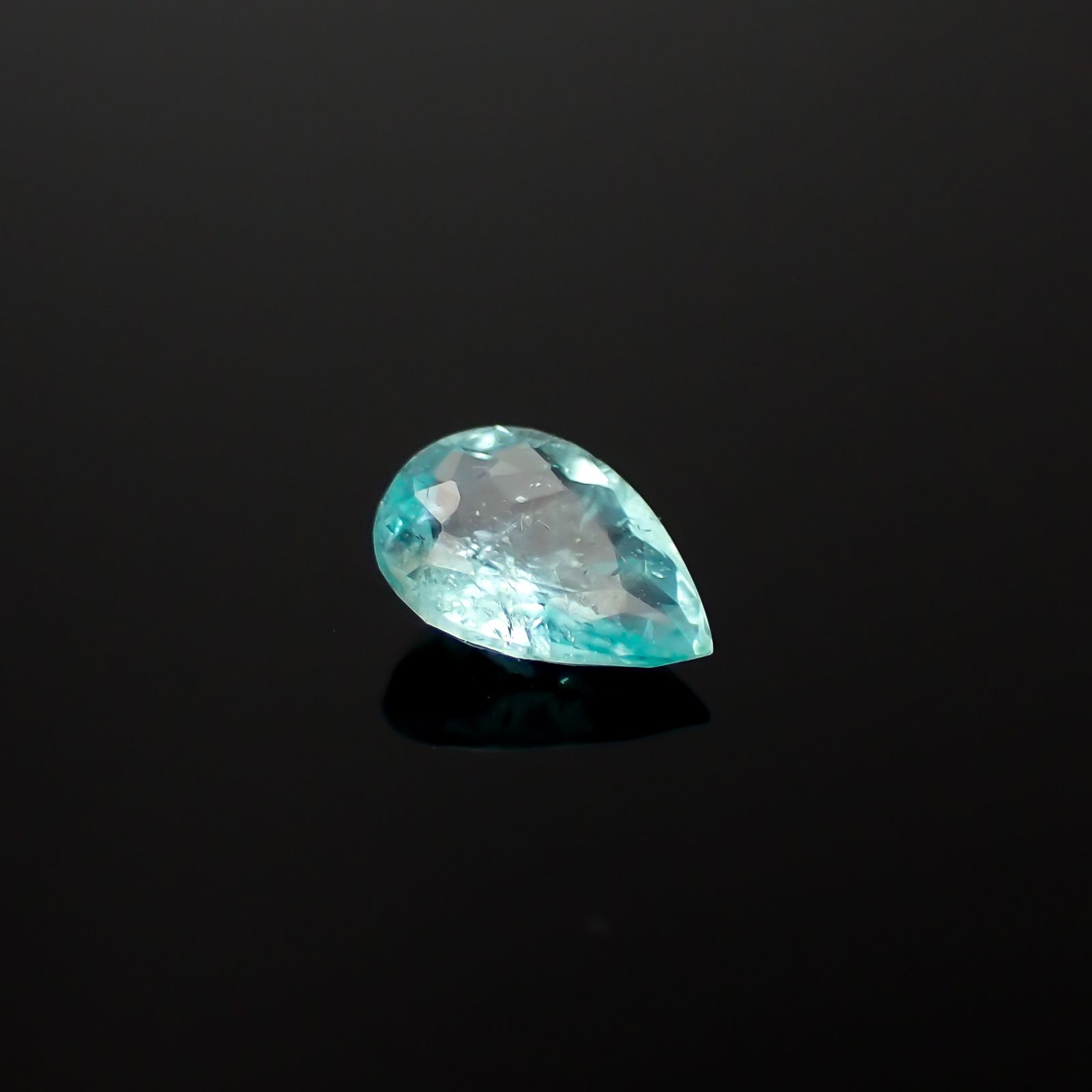 パライバトルマリン モザンビーク産 0.23ct[240928774]5.2x3.5mm前後