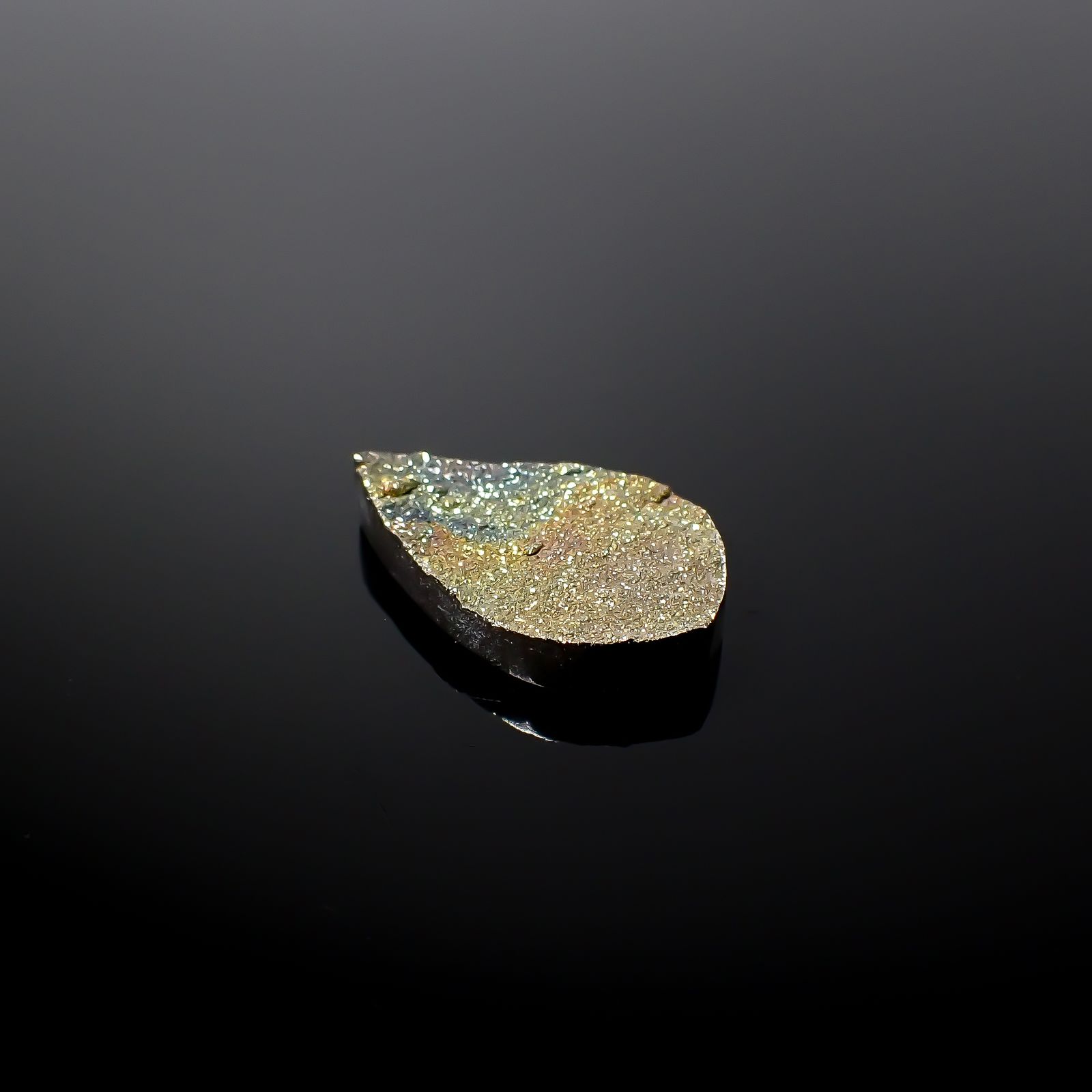レインボーパイライト 原石 ロシア産 11.50ct[240527469]24.2x15.7mm前後