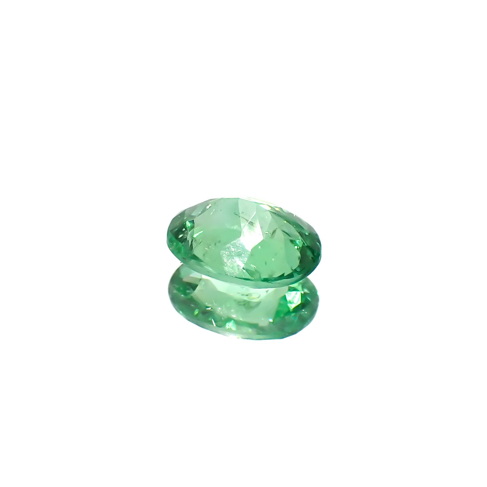 パライバトルマリン ブラジル・パライバ州バターリャ鉱山産 0.54ct[240928734]6.1x4.7mm前後