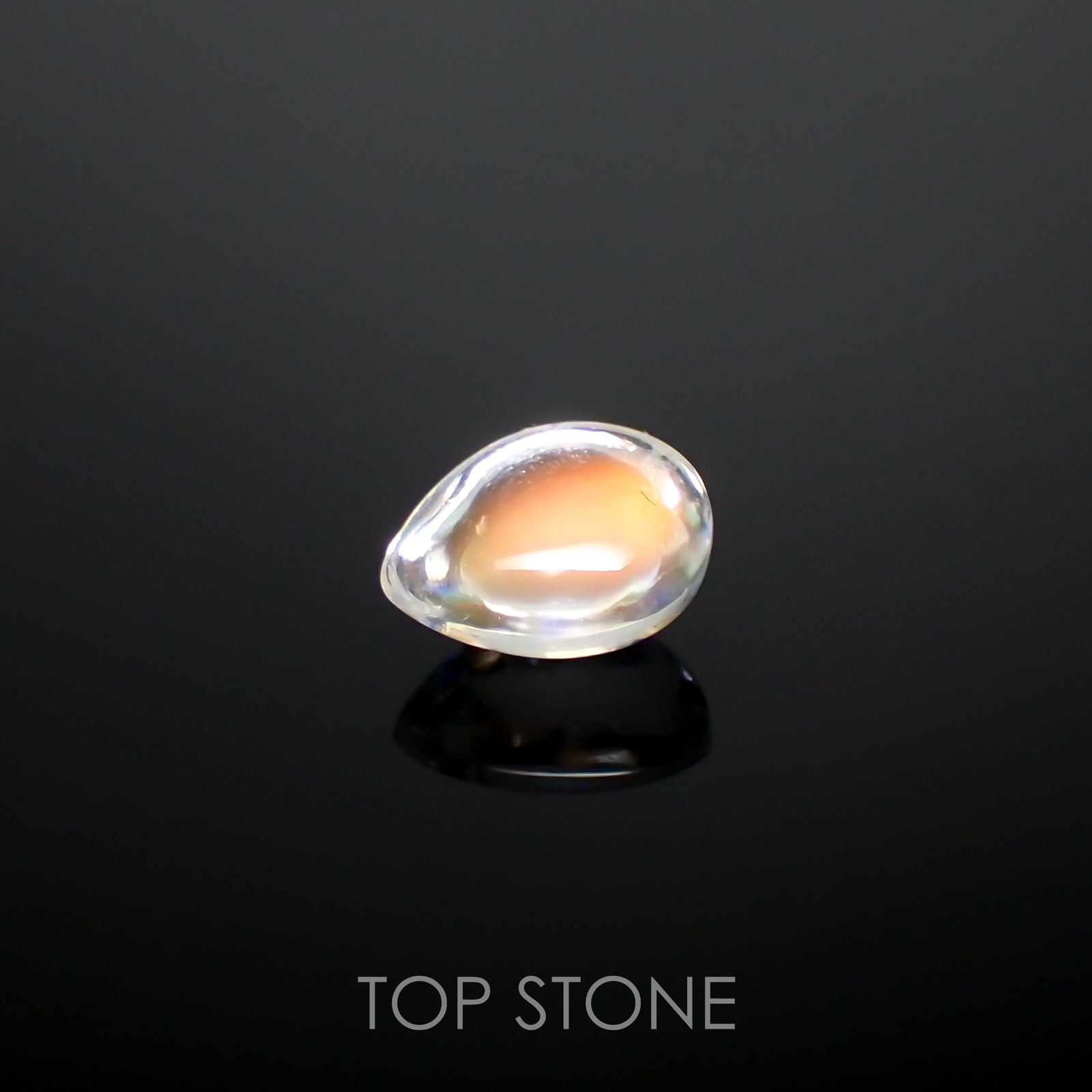 ◇バフカット◇レインボームーンストーン(宝石名ラブラドライト)マダガスカル産 1.25ct 識別済[220515913]7.7x5.9mm前後
