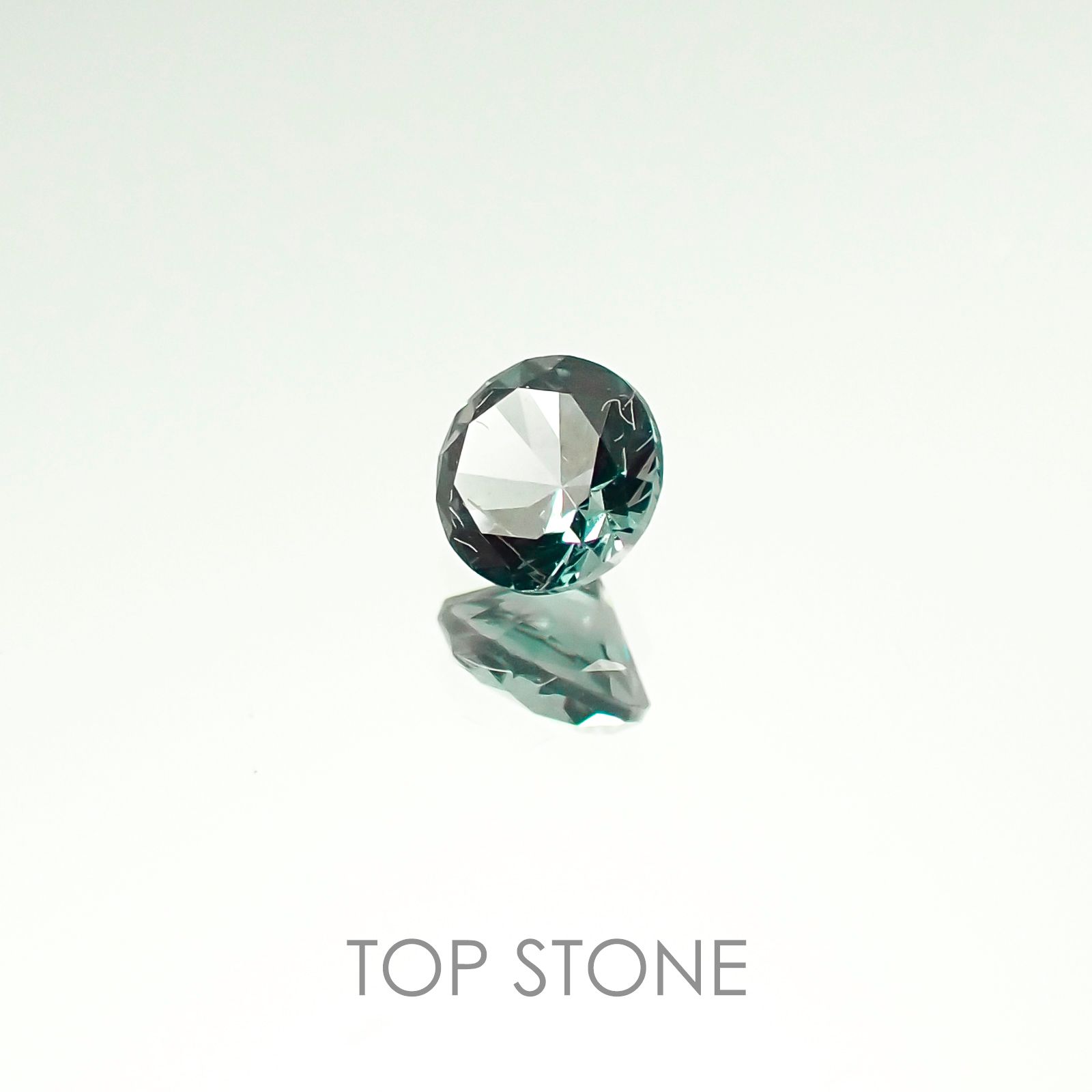 カラーチェンジガーネット(アレキタイプ) マダガスカル・ベキリー産 ルース 0.234ct[20106634]3.5×3.5mm前後