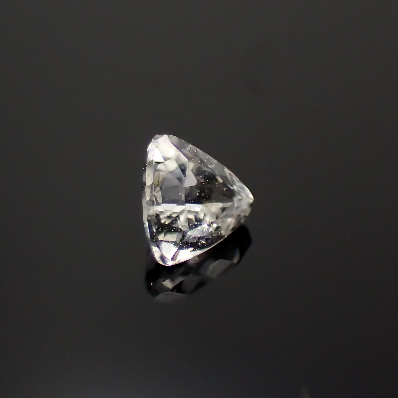 リューコガーネット ビルマ産 0.16ct[230923369]3.1x3.2mm前後