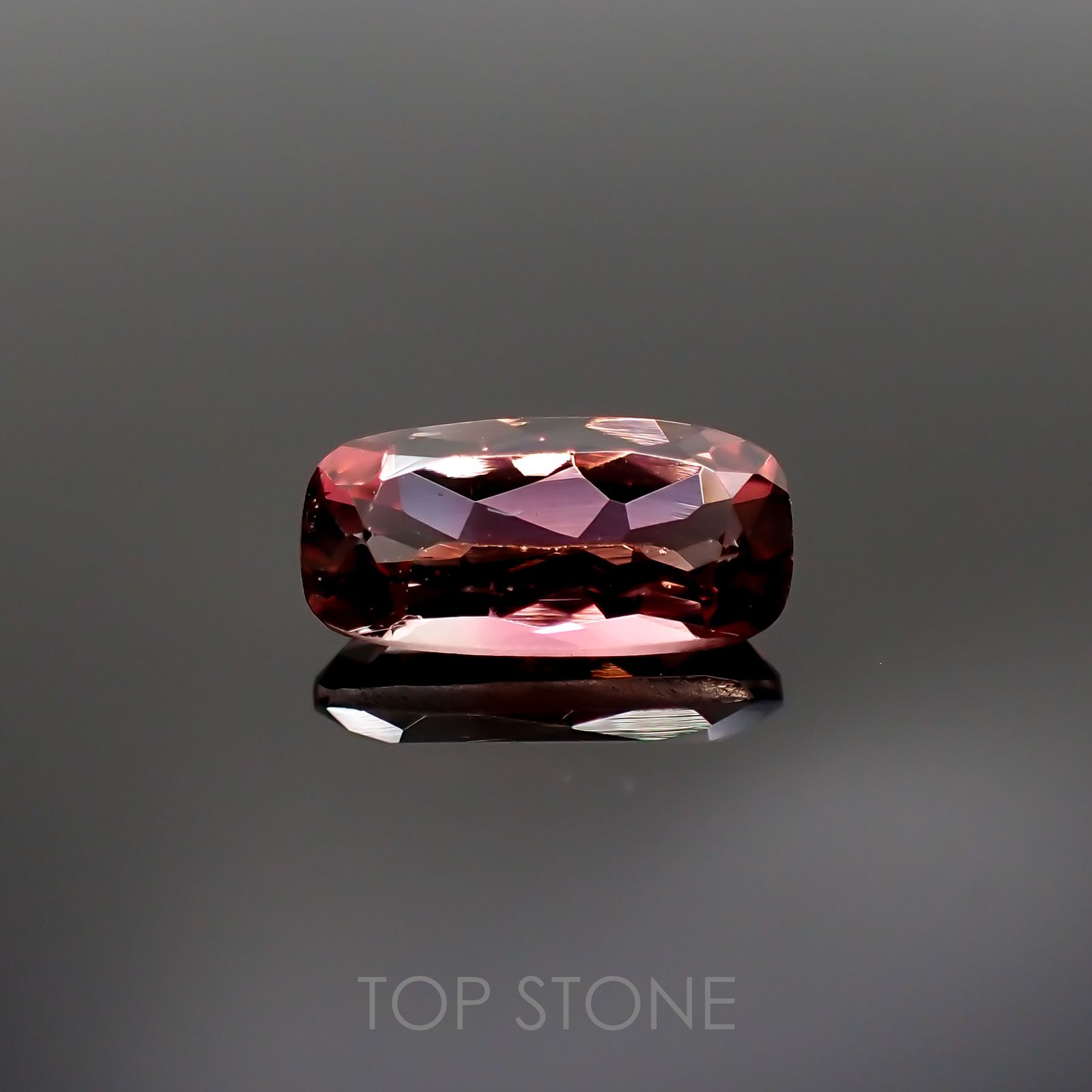 バイカラートルマリン(宝石名バイカラー・トルマリン) コンゴ民主共和国産 1.588ct ソ付(彩珠)[211013607]10.3×5.1mm前後