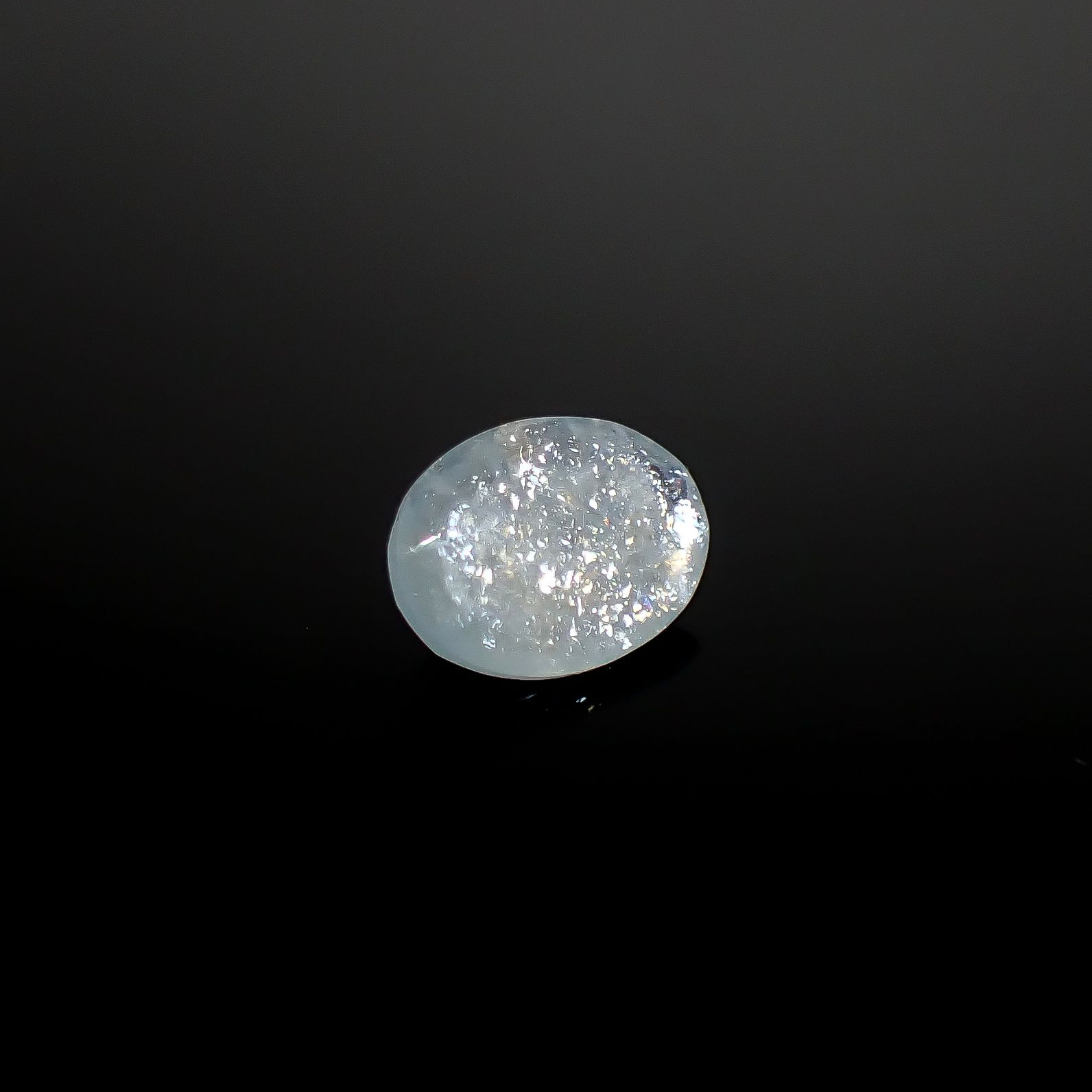 イリデッセンスアクアマリン ブラジル産 1.35ct [250730711]9.1x6.6mm前後