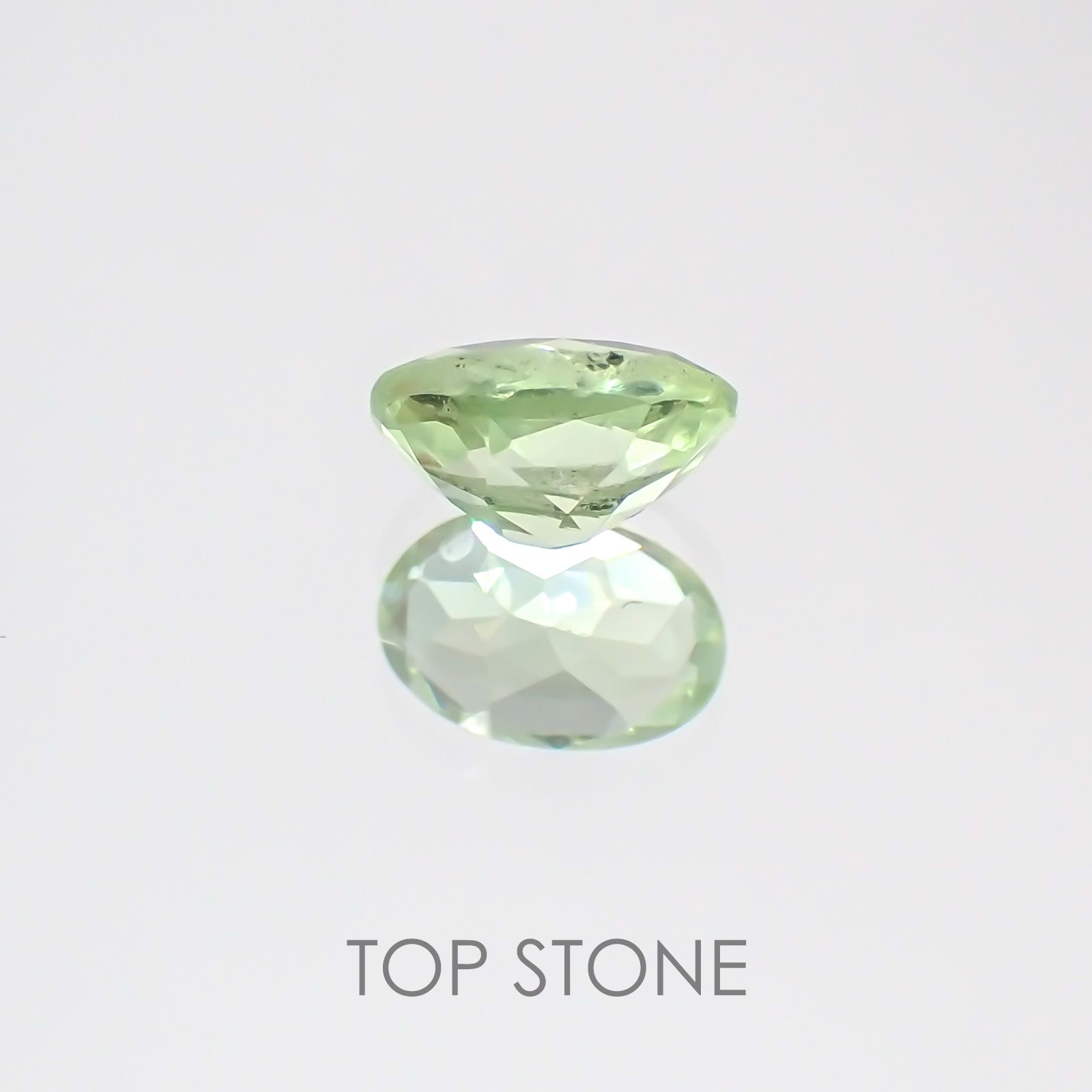 ミントガーネット タンザニア産 ルース 0.59ct[20127905]6×3.9mm前後