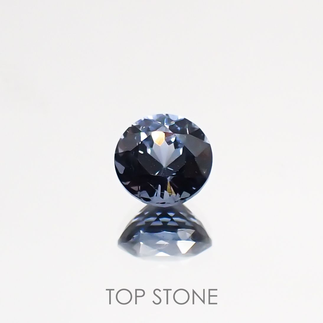 グレイッシュブルースピネル ビルマ産 ルース 0.58ct[210811123]4.8×4.8mm前後