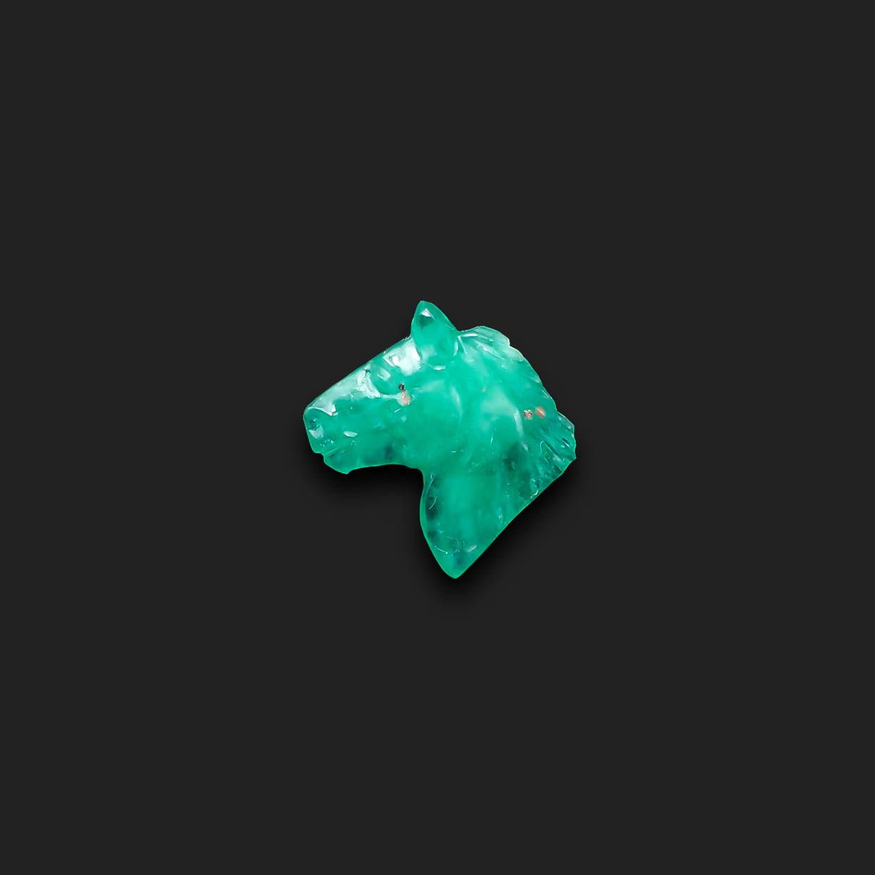 ◇カスタムカット・馬彫刻◇エメラルド コロンビア産 3.58ct[230421698]12.3x11.8mm前後