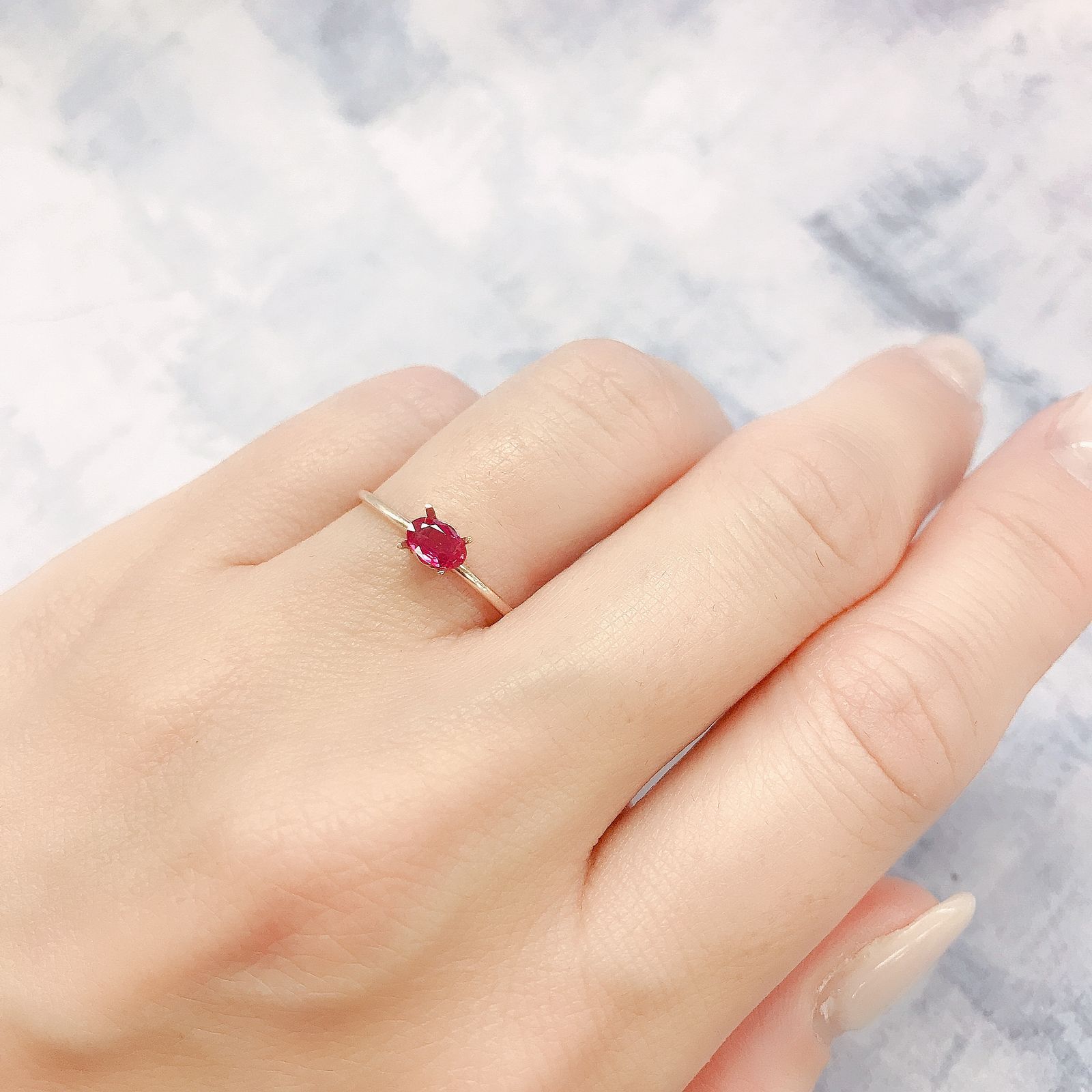 ルビー(宝石名ルビー)モザンビーク産 0.23ct 識別済[220616085]4.9x3.1mm前後