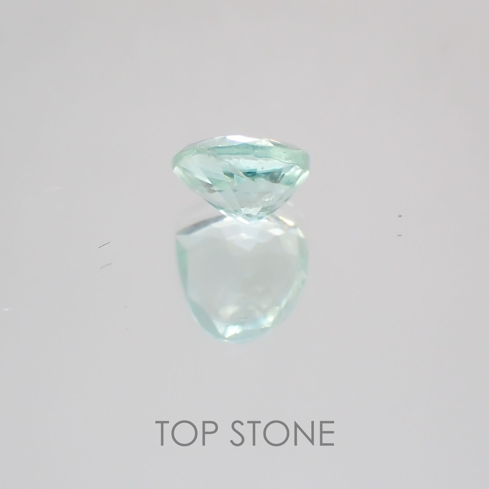 ミントベリル(宝石名グリーン・ベリル) ブラジル産 0.56ct 識別済[21069830]5.8×5.8mm前後