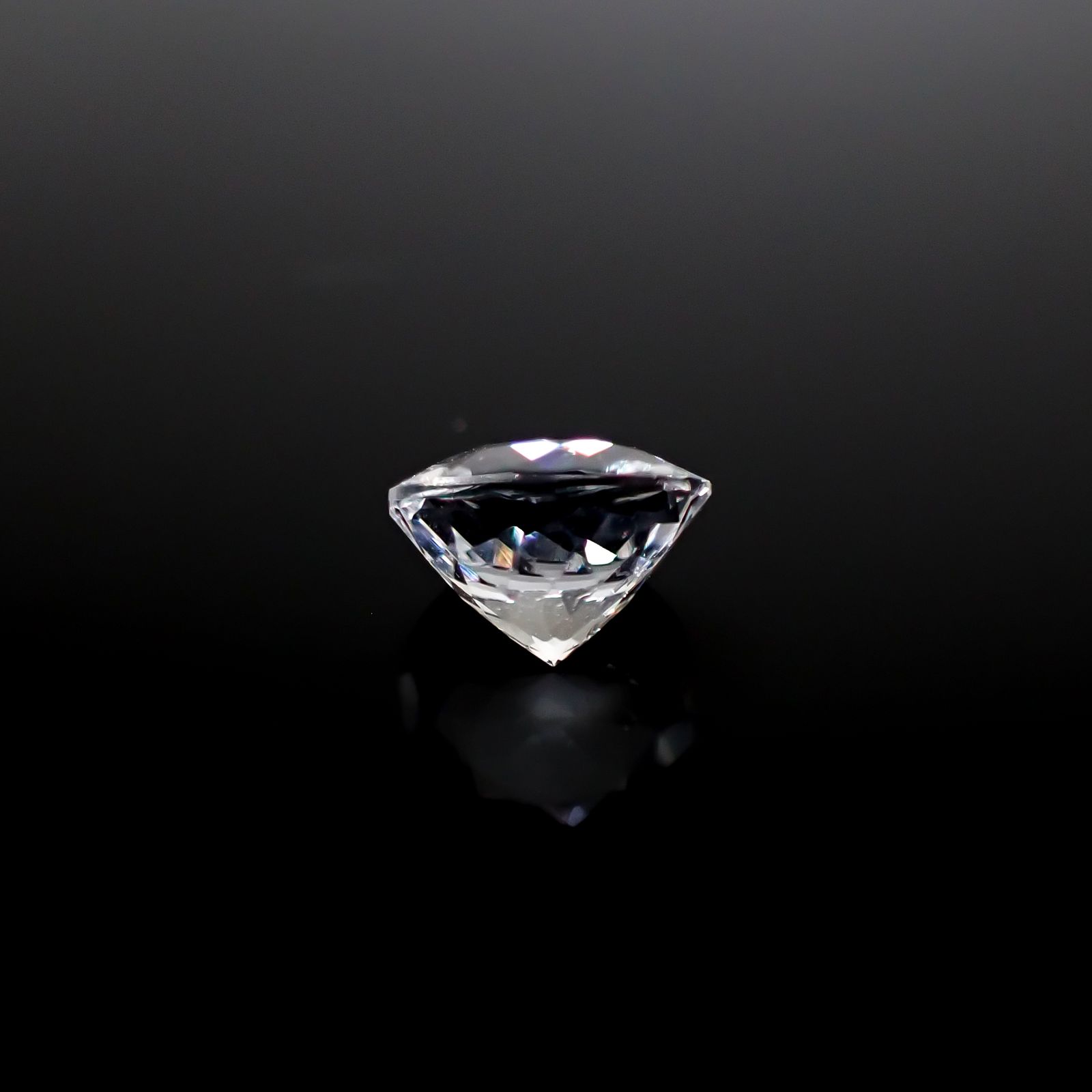 ポルサイト(宝石名ポルサイト)アフガニスタン産 1.05ct 識別済[250129724]6.6x6.6mm前後