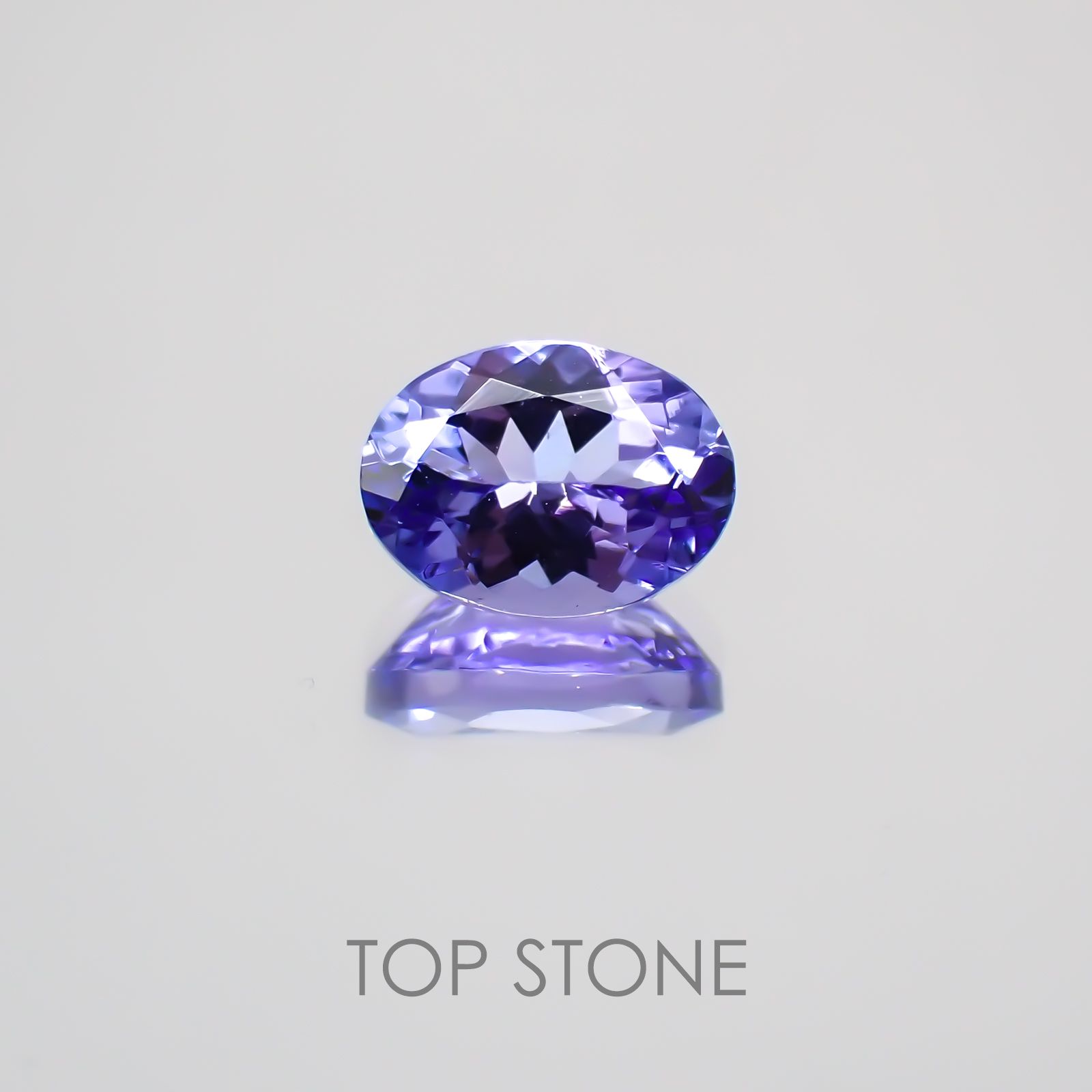 タンザナイト(宝石名タンザナイト) タンザニア産 1.04ct 識別済[210410066]7.1×5.3mm前後