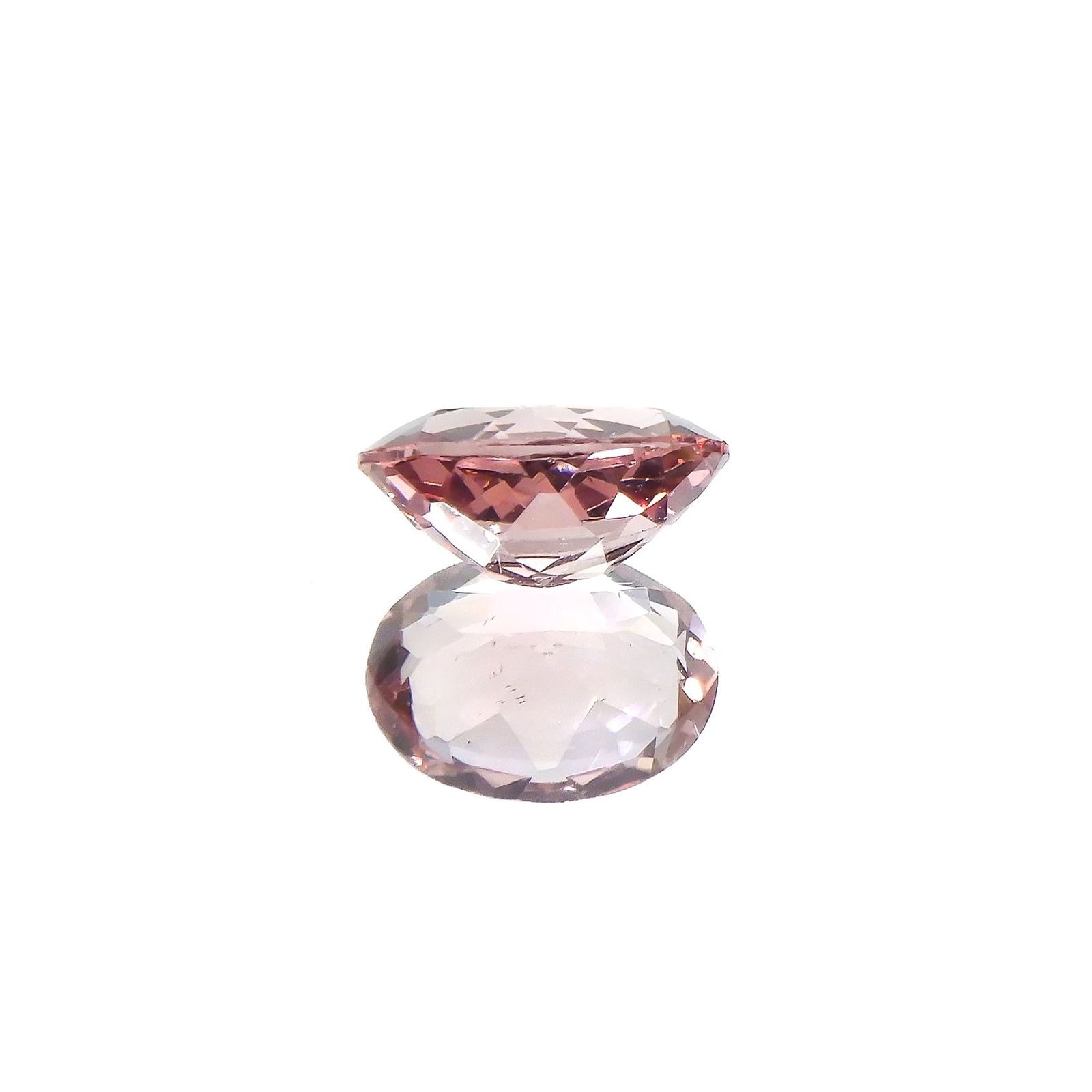 ピンクアパタイト ブラジル産 0.89ct / 7.1x5.3mm前後 [251024920]