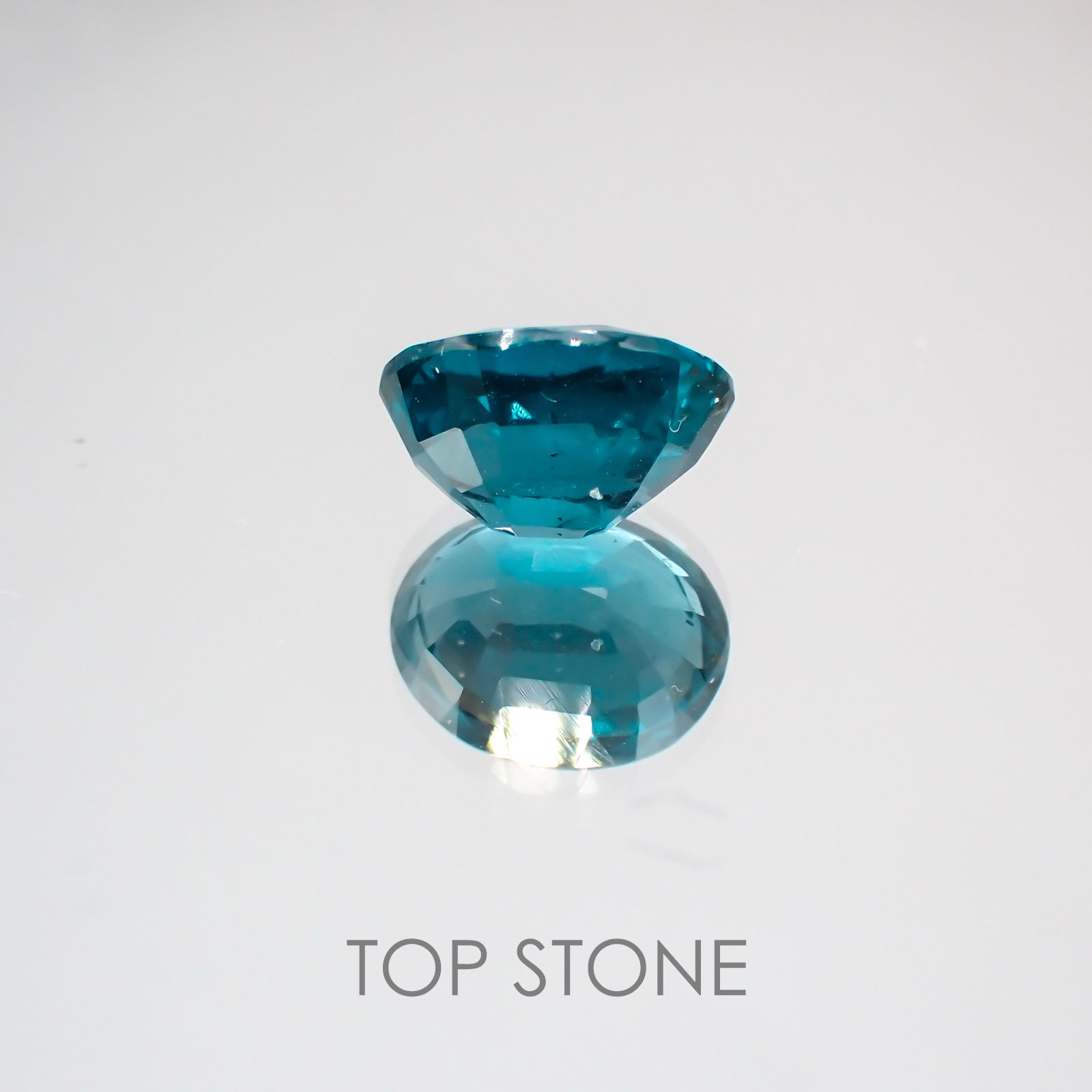 オーシャンブルーカイヤナイト ネパール産 ルース 2.65ct[210310275]9×7.1mm前後