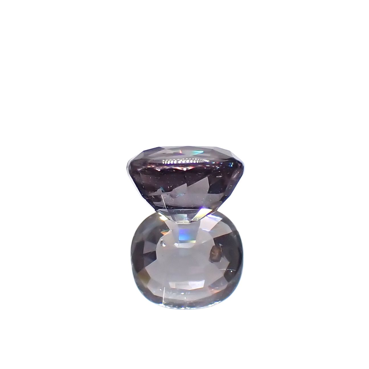 ベキリーブルーガーネット（カラーチェンジガーネット アレキタイプ）(宝石名ガーネット)マダガスカル・ベキリー産 1.36ct 識別済[231224531]6.4x5.8mm前後