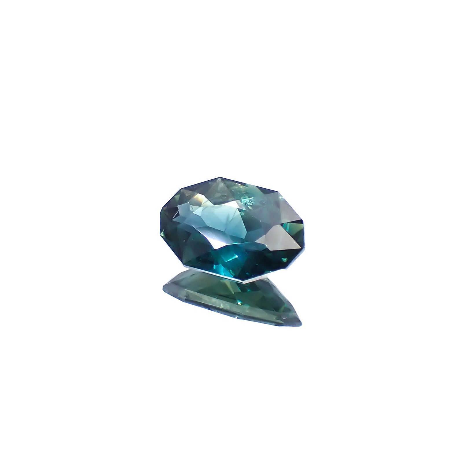 ◇カスタムカット◇バイカラーサファイア オーストラリア産 1.55ct [250229829]9.2x5.9mm前後
