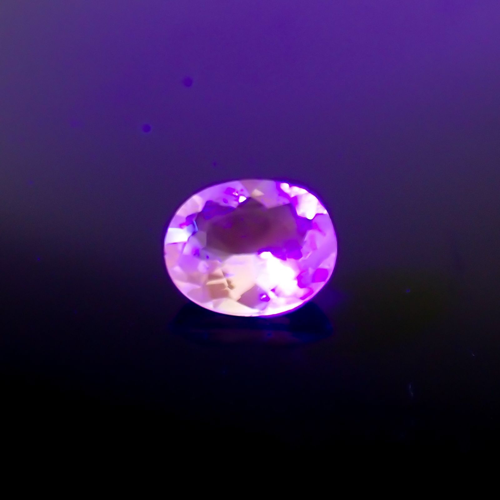 テネブレッセンススキャポライト(宝石名スキャポライト)アフガニスタン産 識別済 0.44ct / 6x4.9mm前後 [251217324]