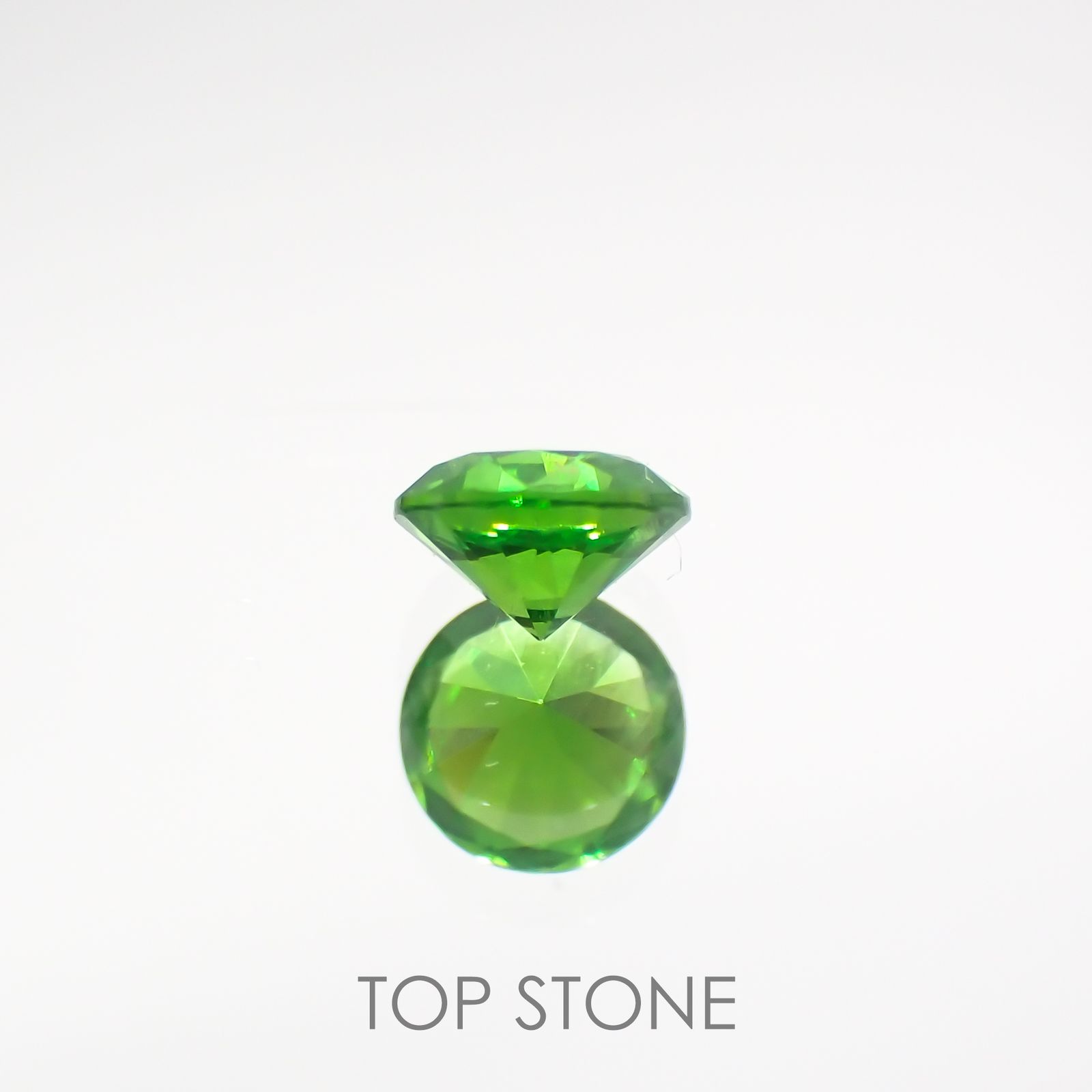 デマントイドガーネット(宝石名デマントイド・ガーネット) ロシア産 0.143ct ソ付(彩珠)[210712089]3.1×3.1mm前後
