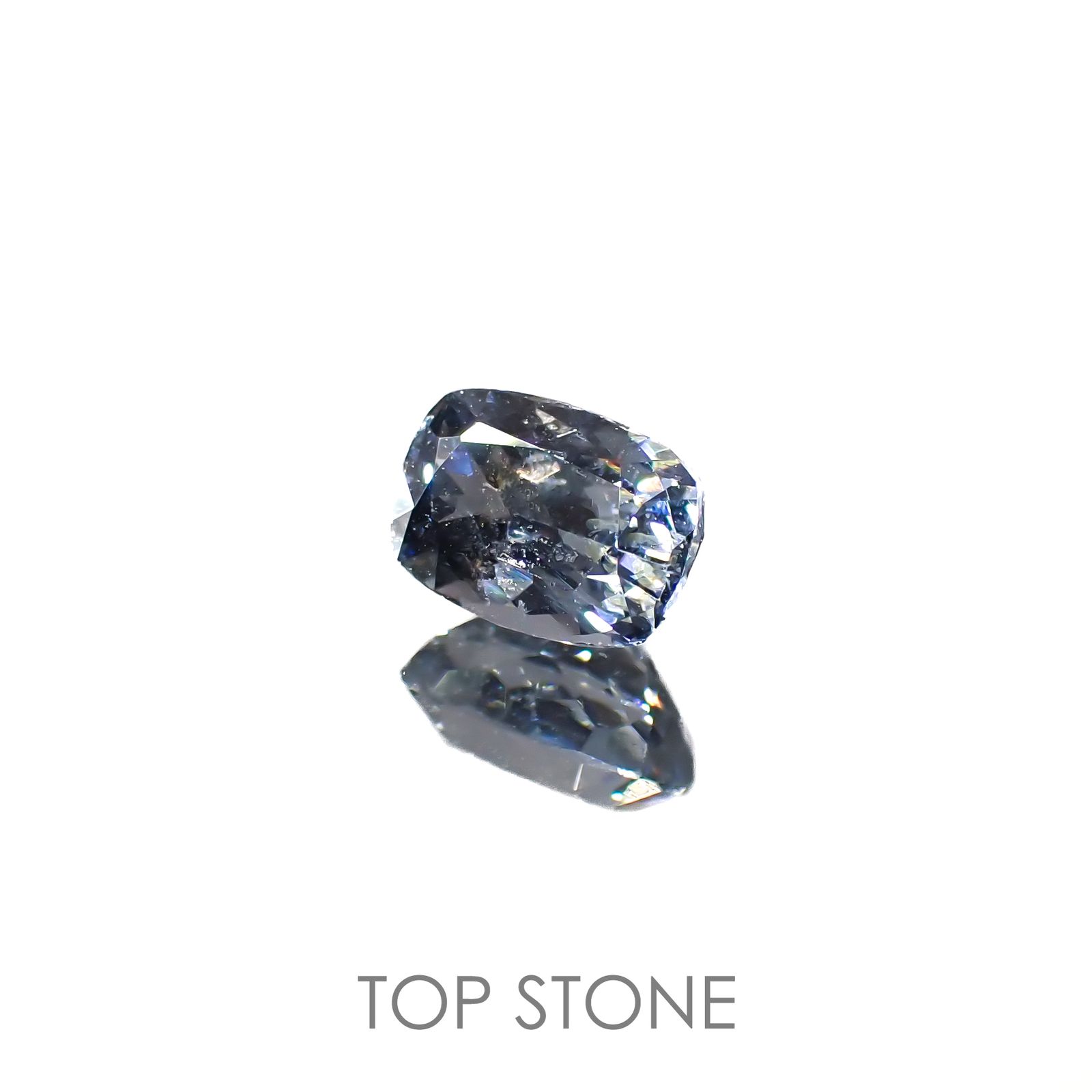 グレースピネル(宝石名スピネル)ビルマ/マダガスカル産 0.80ct 識別済[220716820]6.3x4.4mm前後