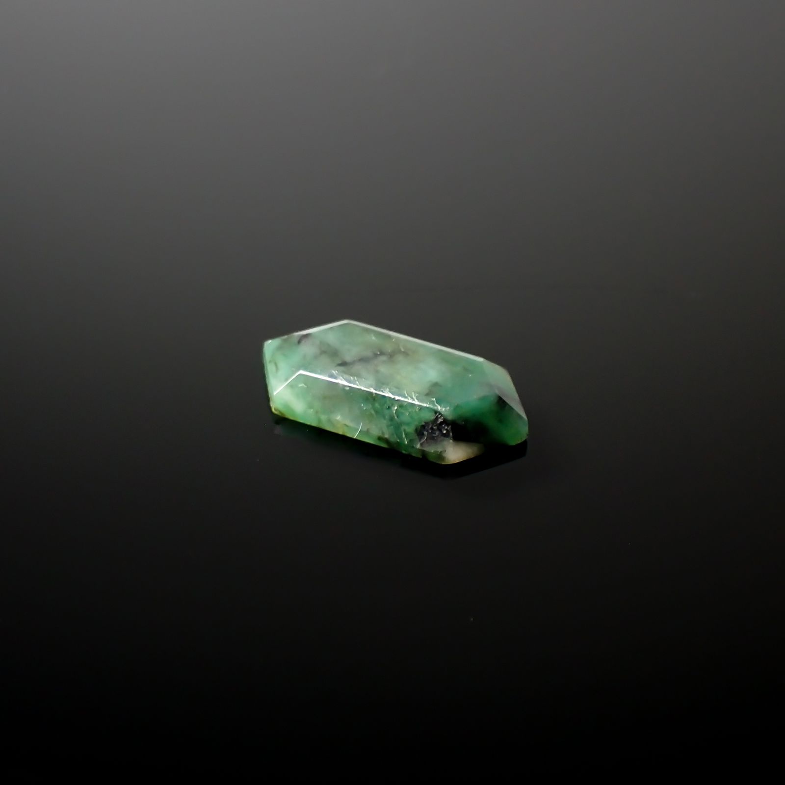 ◇カスタムカット◇エメラルド ブラジル産 3.08ct[240326488]15.9x8.4mm前後