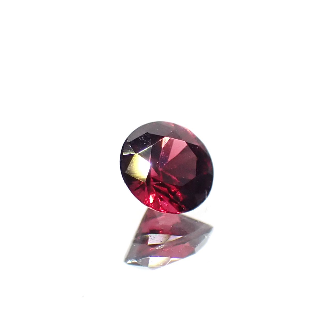 レッドスピネル ビルマ産 0.18ct[240728571]3.5x3.5mm前後