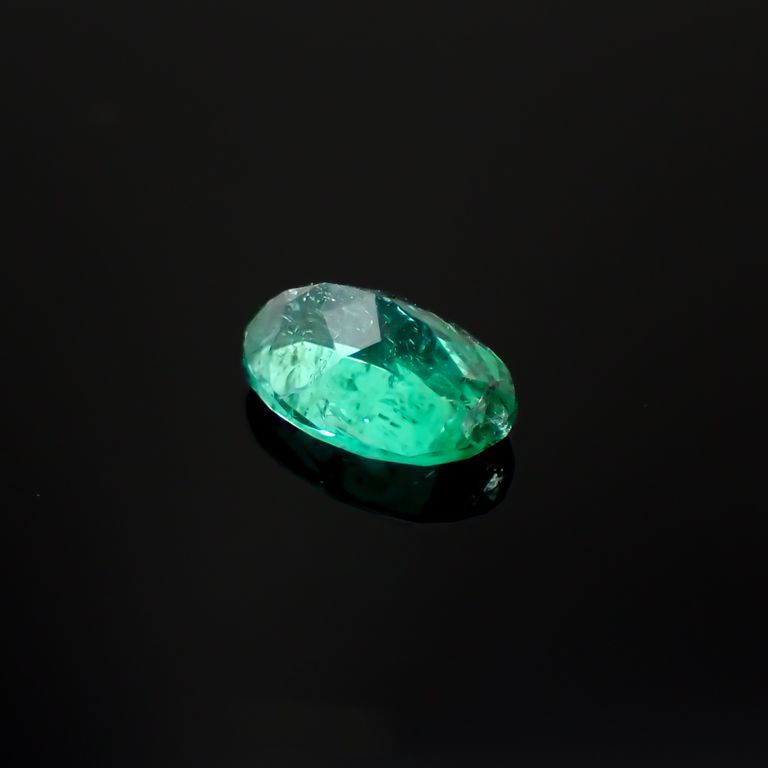 パライバトルマリン(宝石名トルマリン/別名パライバ・トルマリン)ブラジル・キントス鉱山産 0.362ct ソ付(宝貴協)[221018732]5.5x3.7mm前後