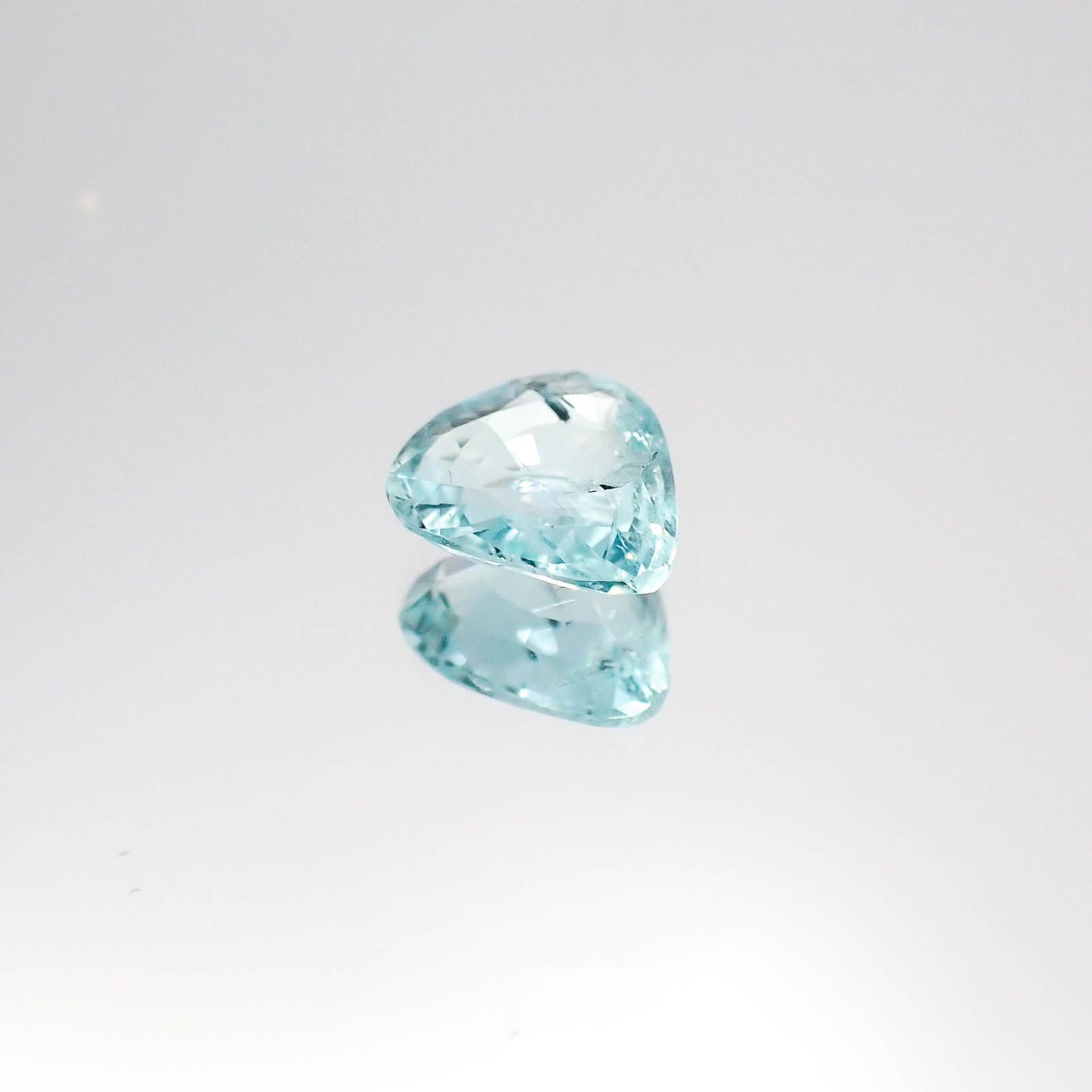 パライバトルマリン(宝石名トルマリン/別名パライバ・トルマリン)モザンビーク産 0.93ct 識別済[230522241]7.7x6.8mm前後